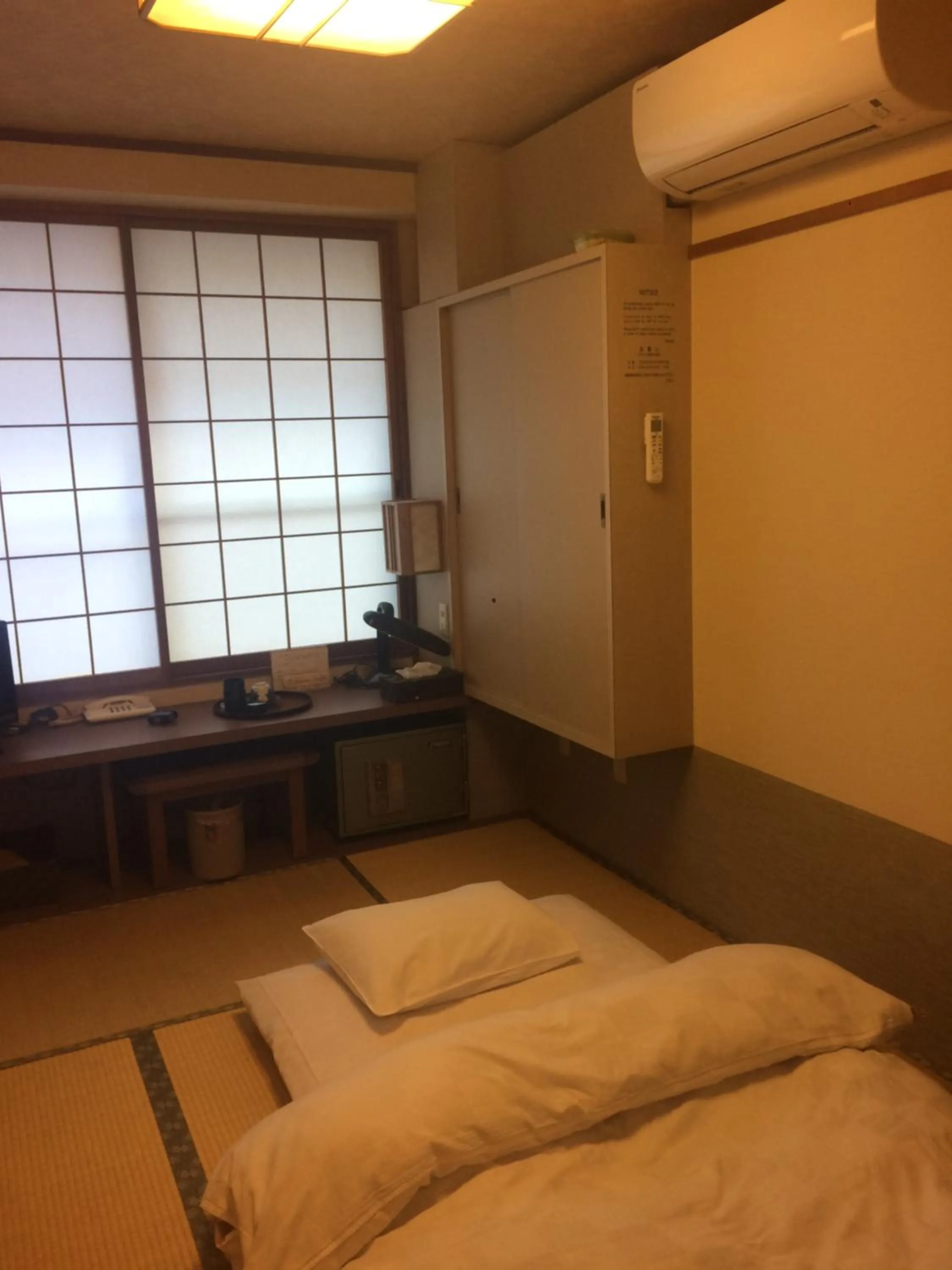 Photo of the whole room, Bed in Ryokan Meiryu