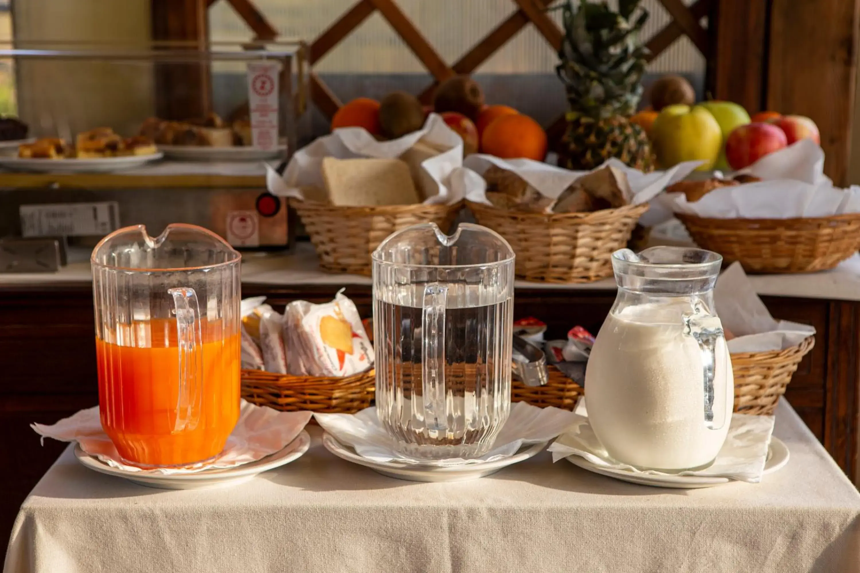 Breakfast in Hotel Villa Sara