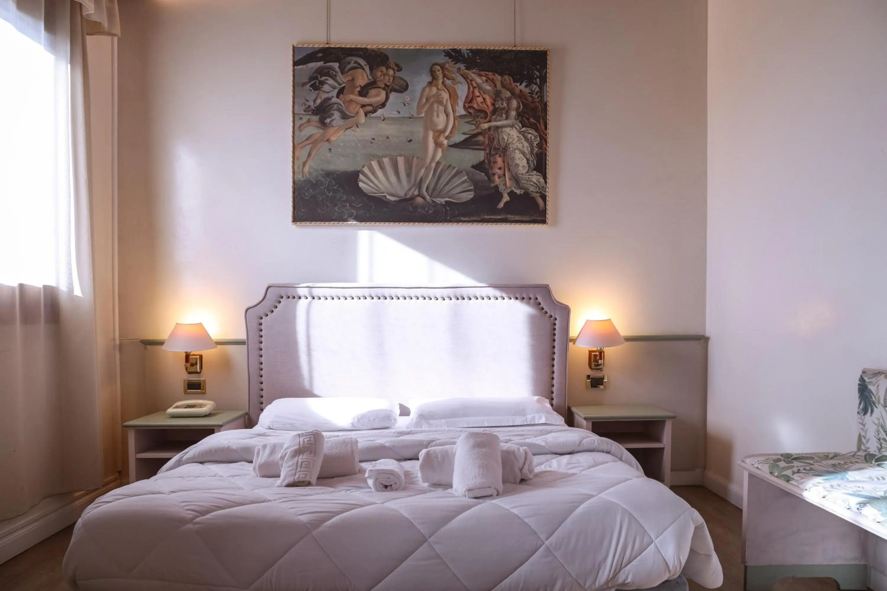 Bed in Hotel Villa Sara