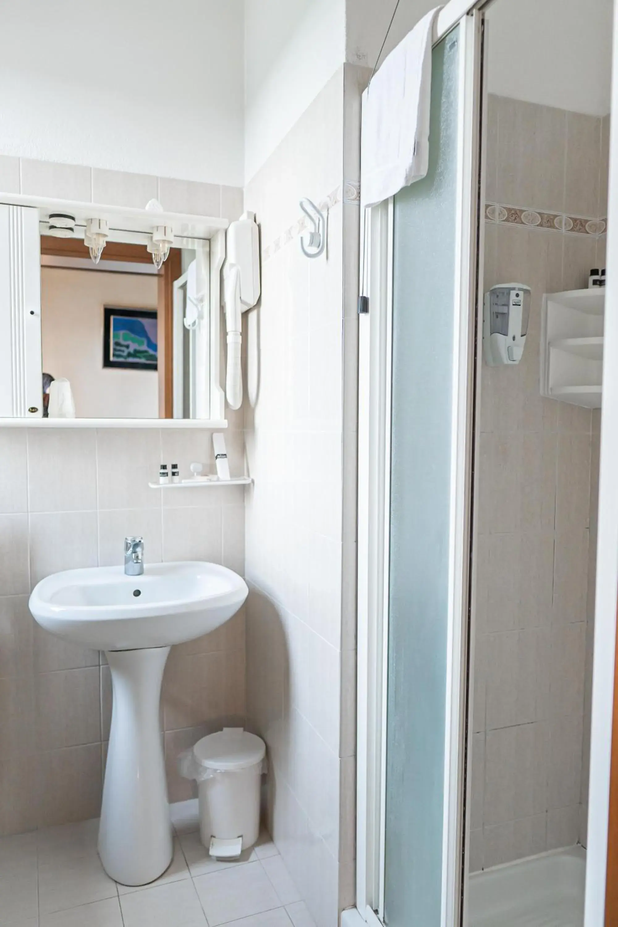 Bathroom in Hotel Villa Sara