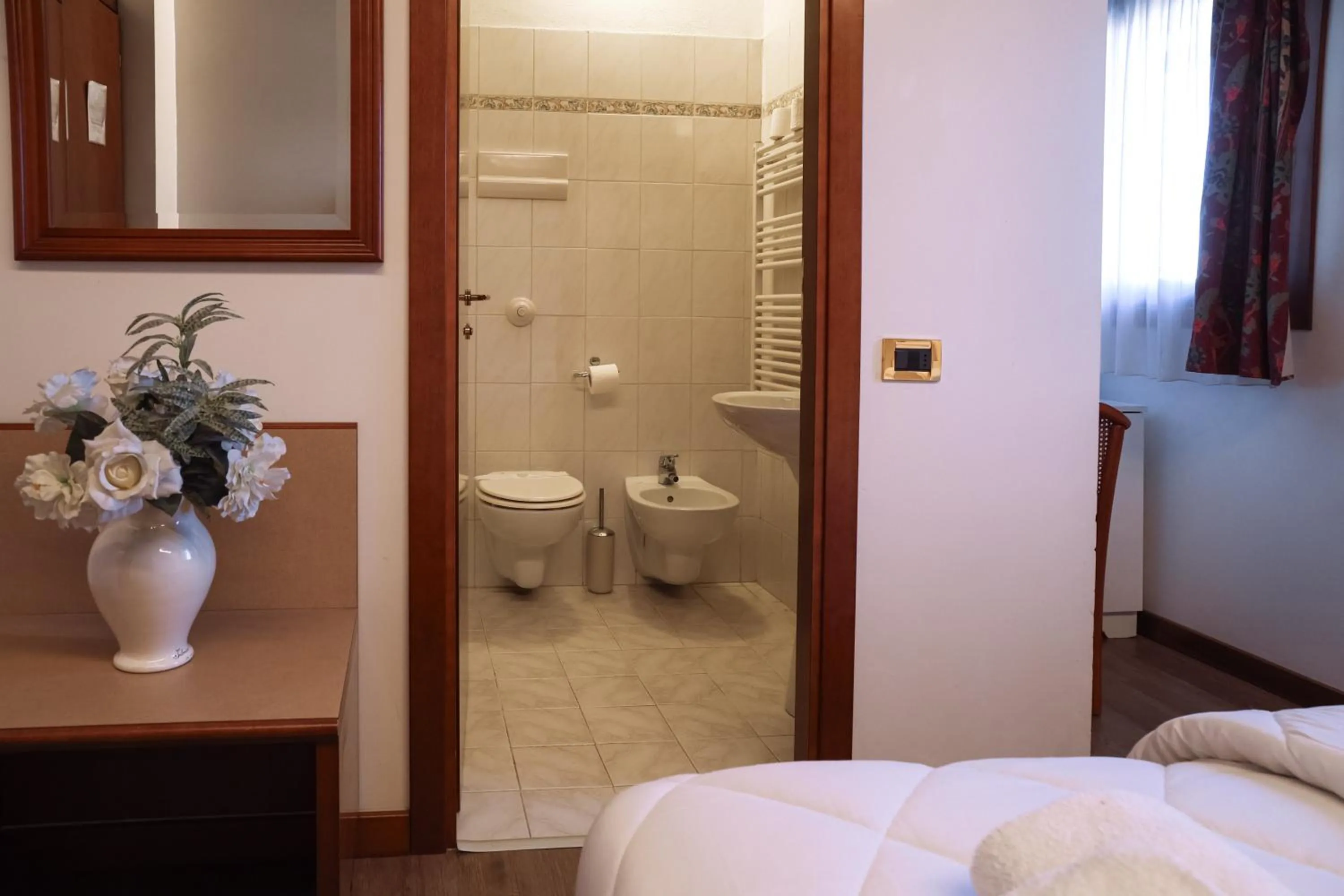 Photo of the whole room in Hotel Villa Sara