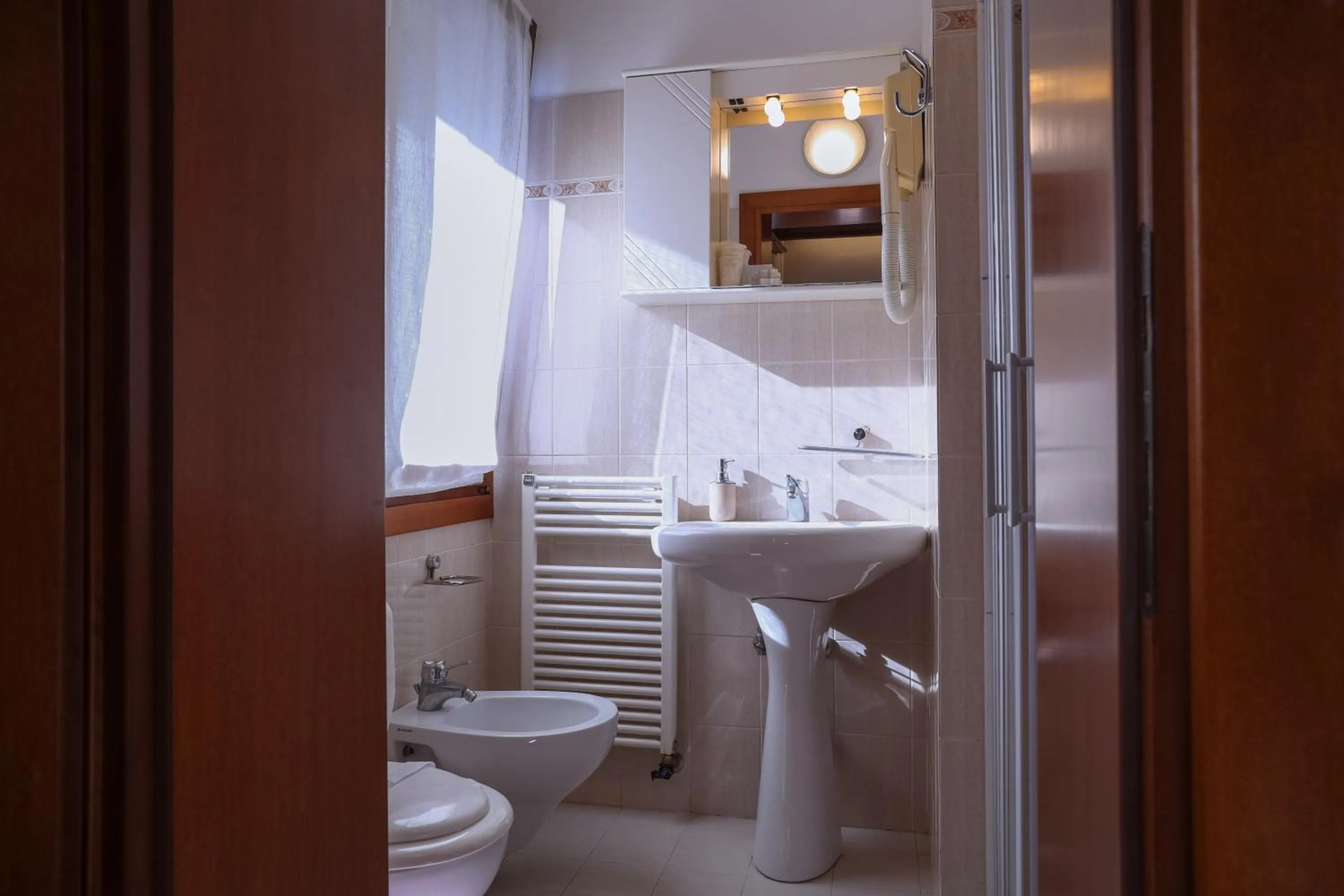 Bathroom in Hotel Villa Sara