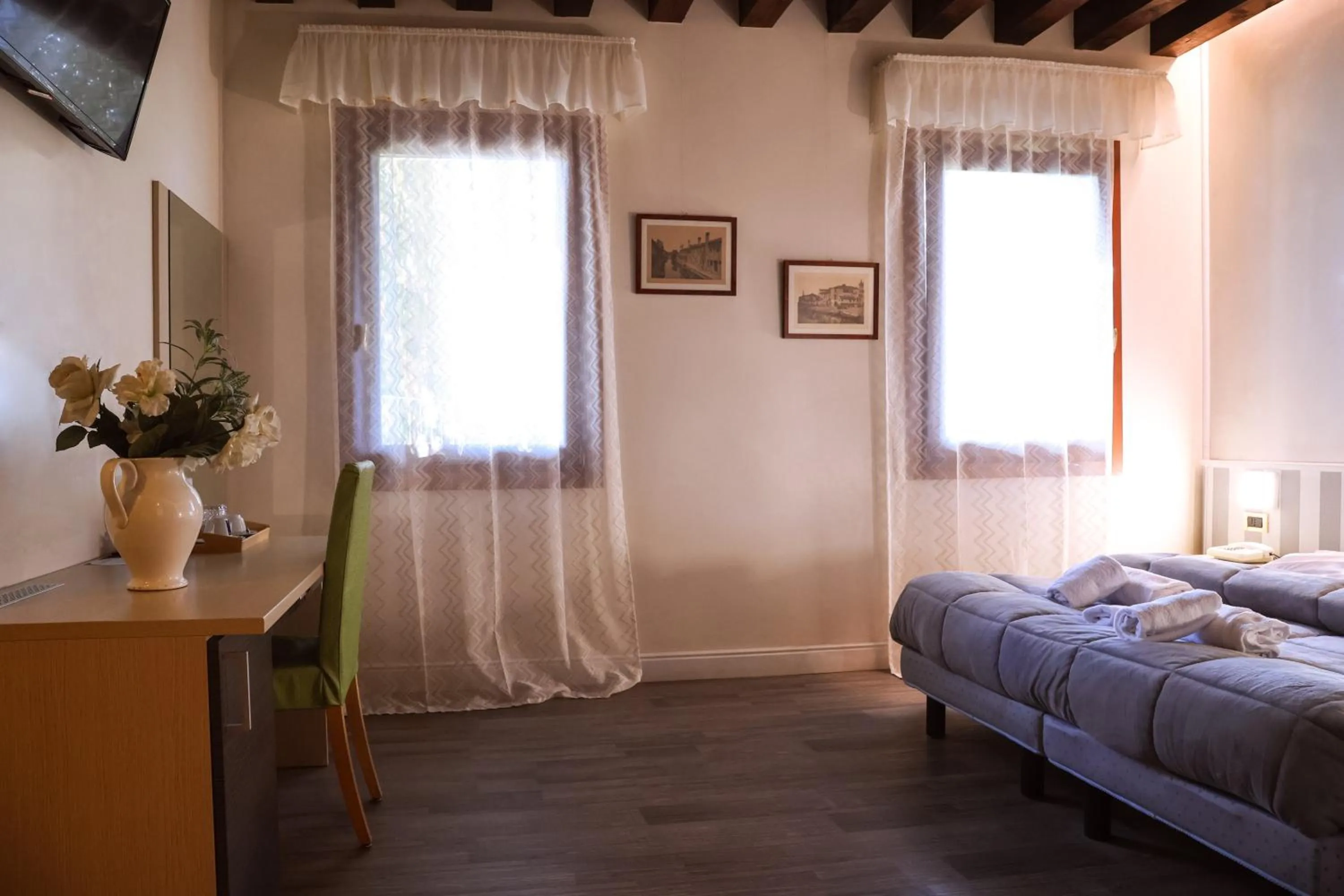 Bed in Hotel Villa Sara