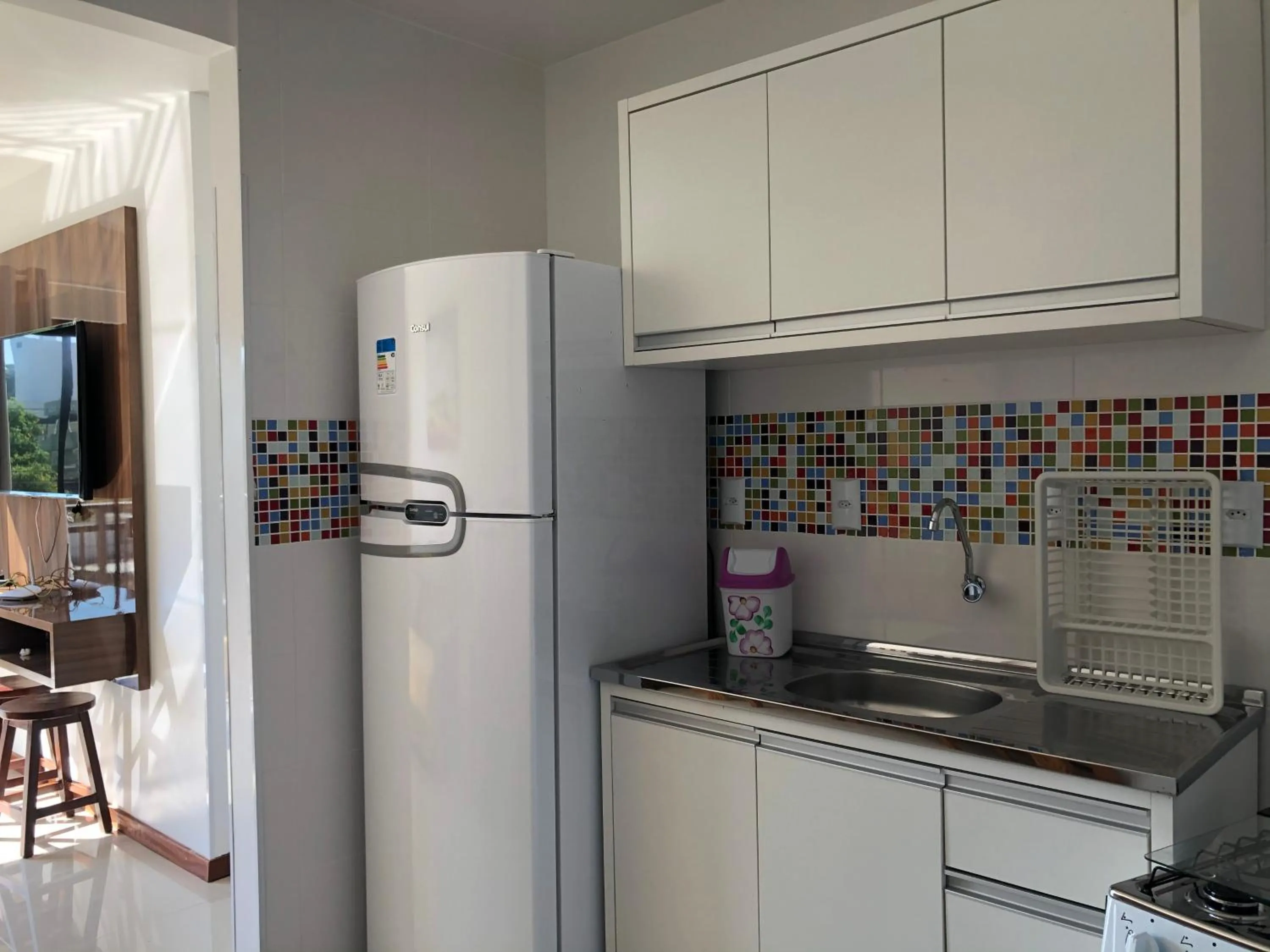 Communal kitchen in Residencial De Aluguel