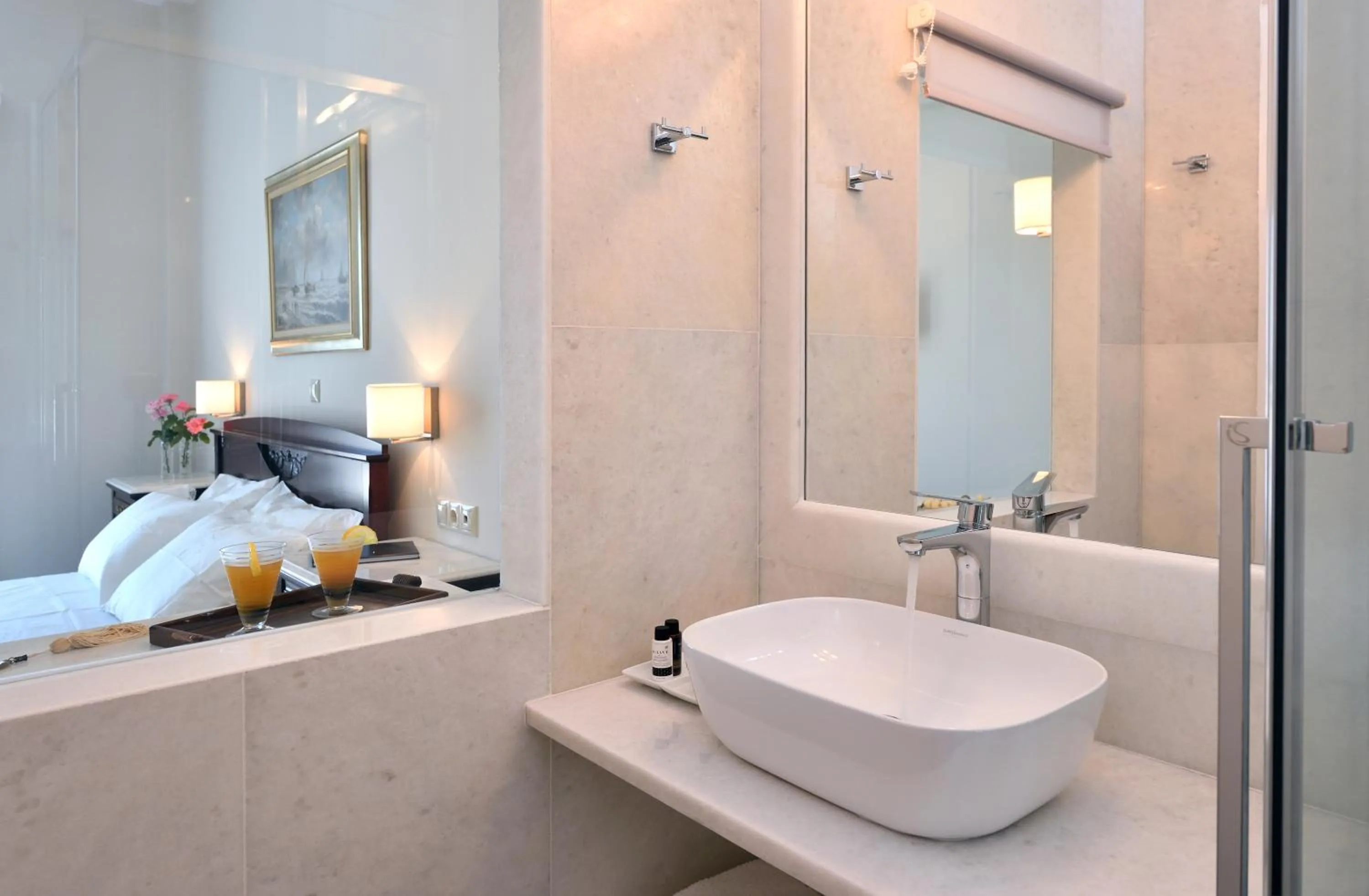 Bathroom in Doukissa