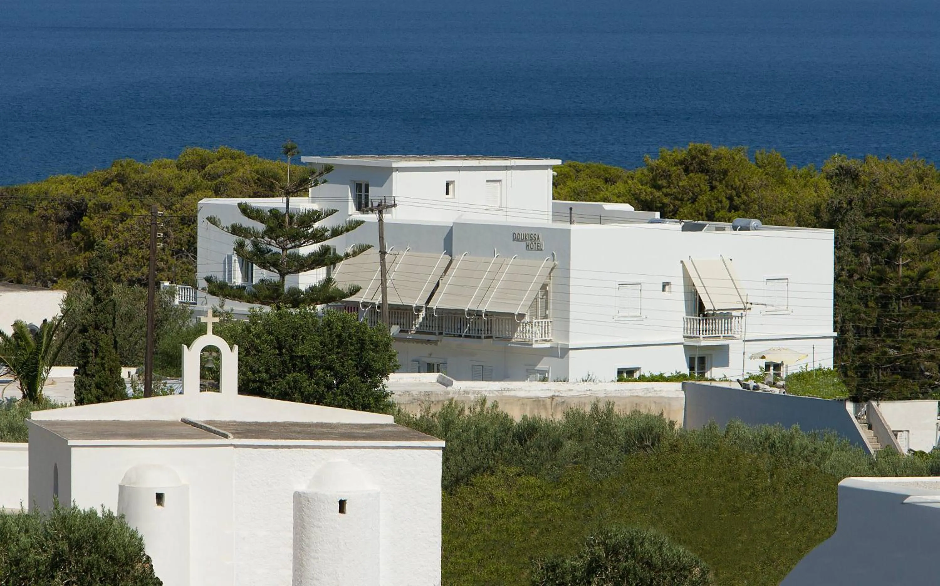 Property building in Doukissa