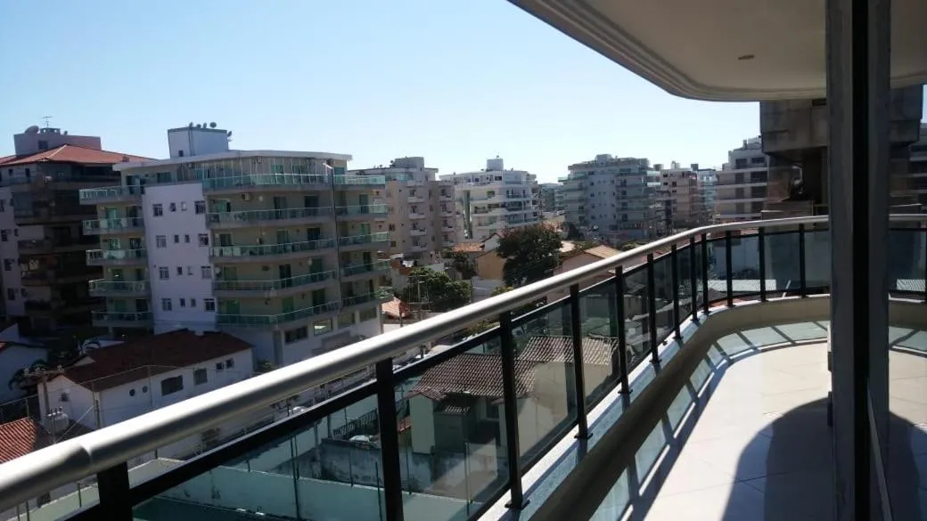Apartamento em Cabo Frio RJ - Praia das Dunas
