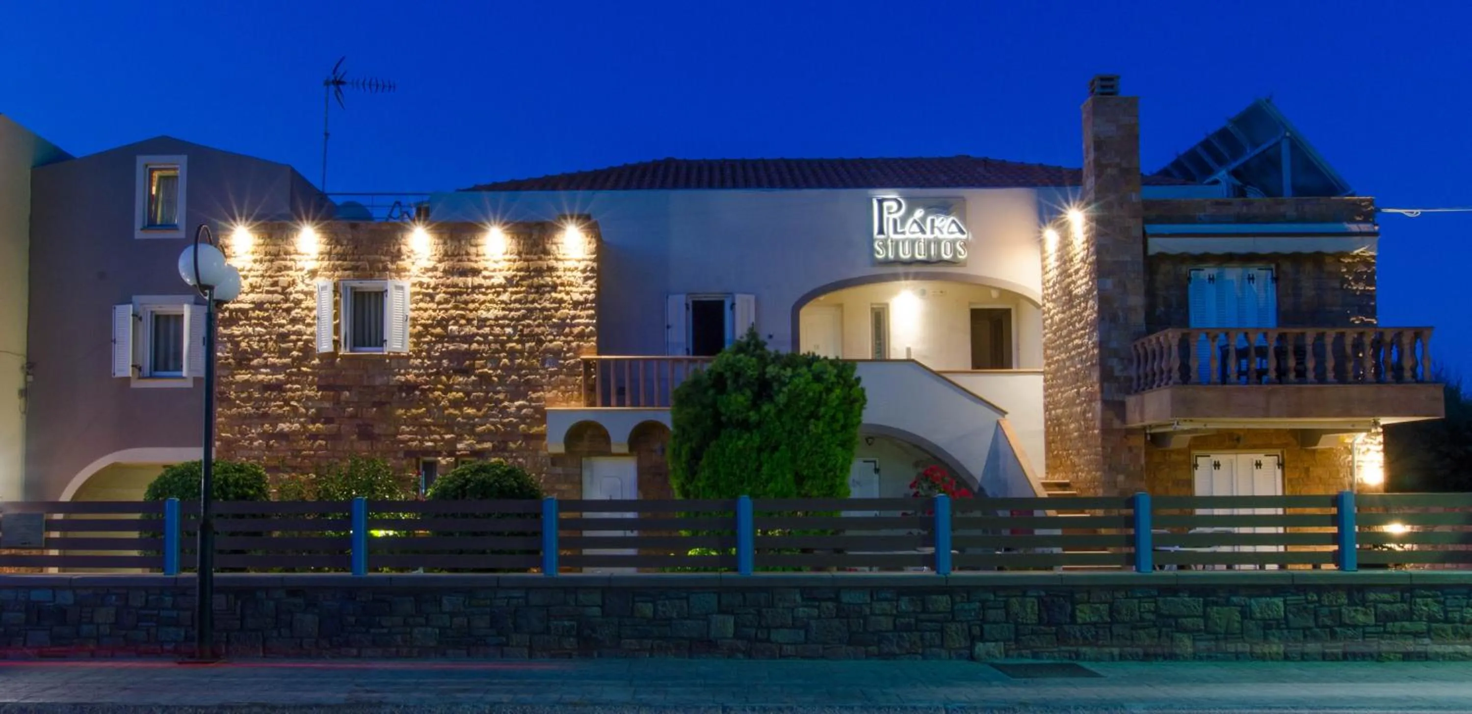 Property building in Plaka Studios