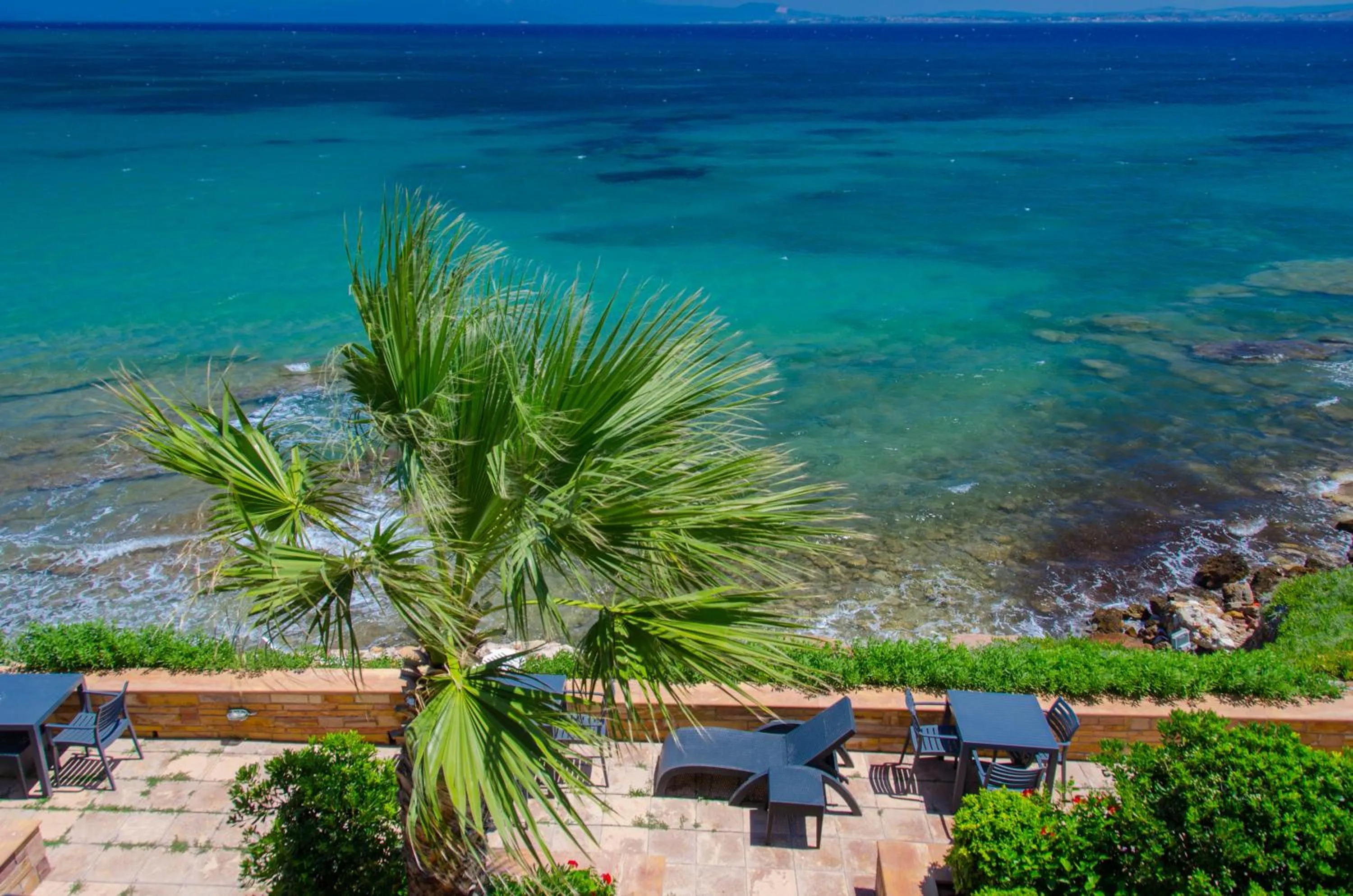 Sea view in Plaka Studios