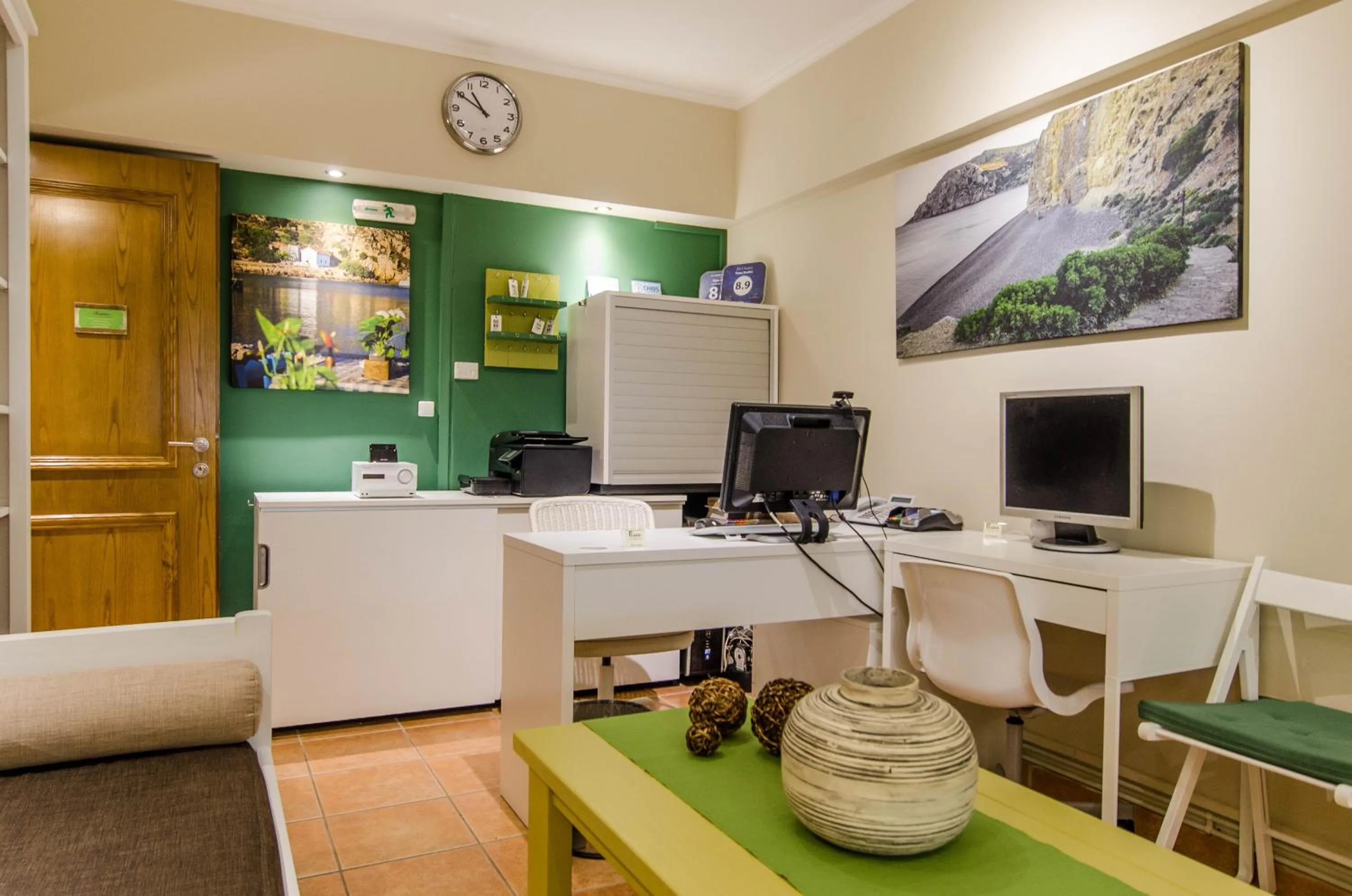Lobby or reception in Plaka Studios