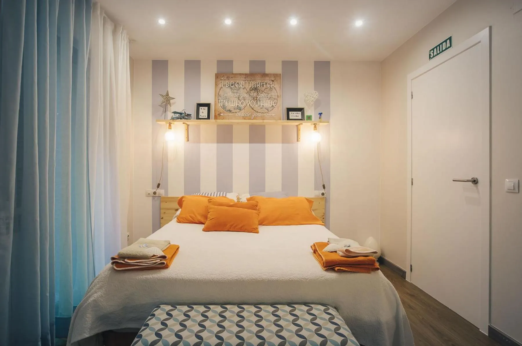 Photo of the whole room, Bed in Casa Ferran, amplias habitaciones y apartamentos de montaña