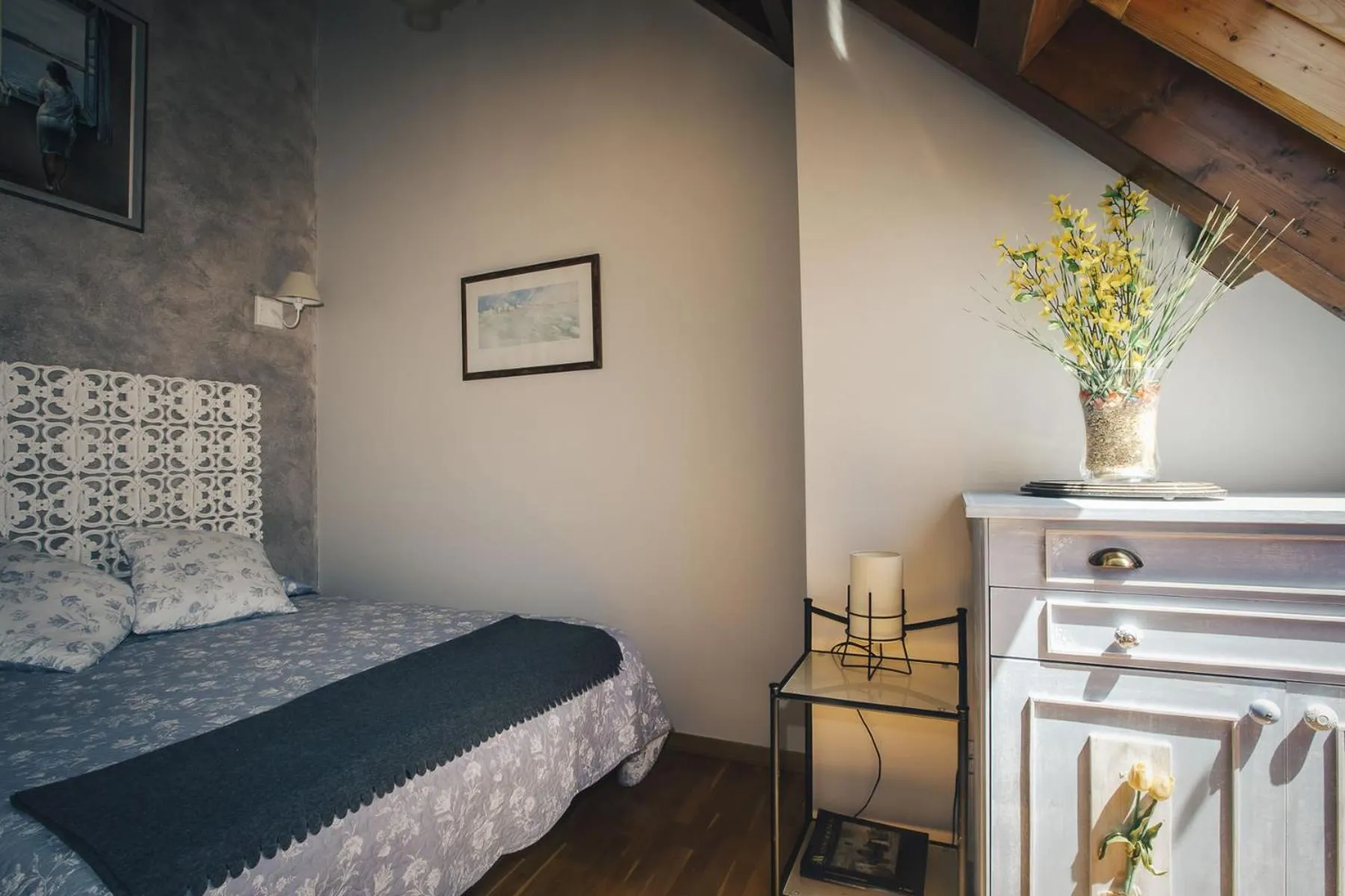 Photo of the whole room, Bed in Casa Ferran, amplias habitaciones y apartamentos de montaña