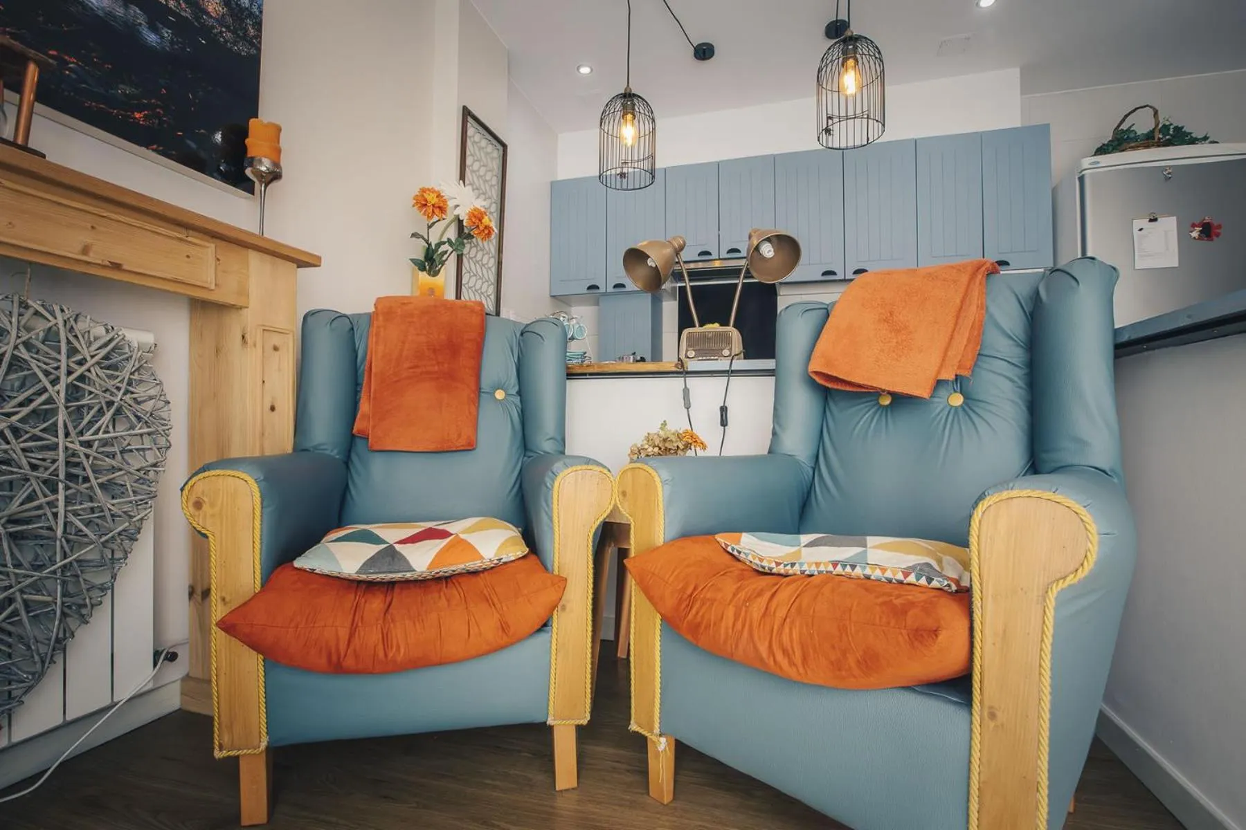 Living room in Casa Ferran, amplias habitaciones y apartamentos de montaña