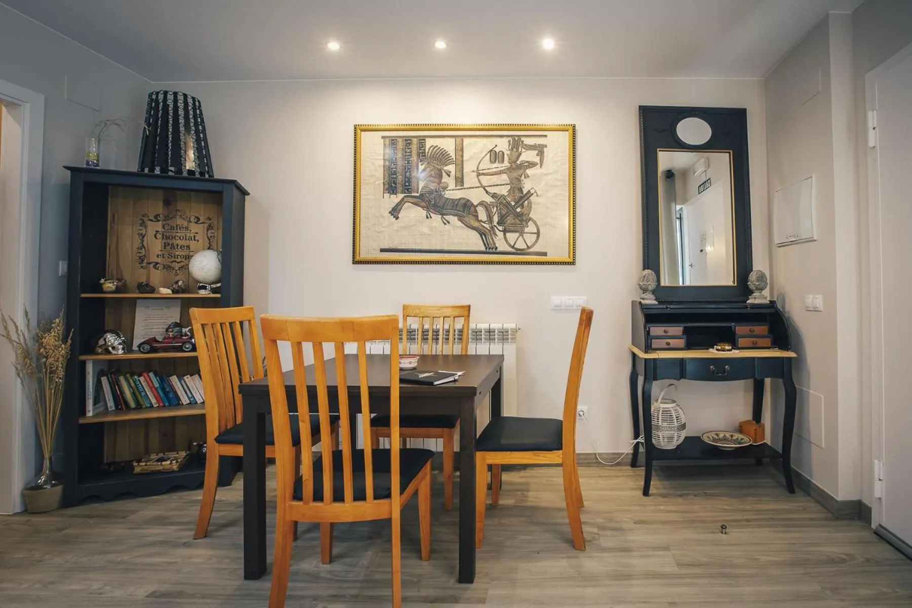 Dining area in Casa Ferran, amplias habitaciones y apartamentos de montaña