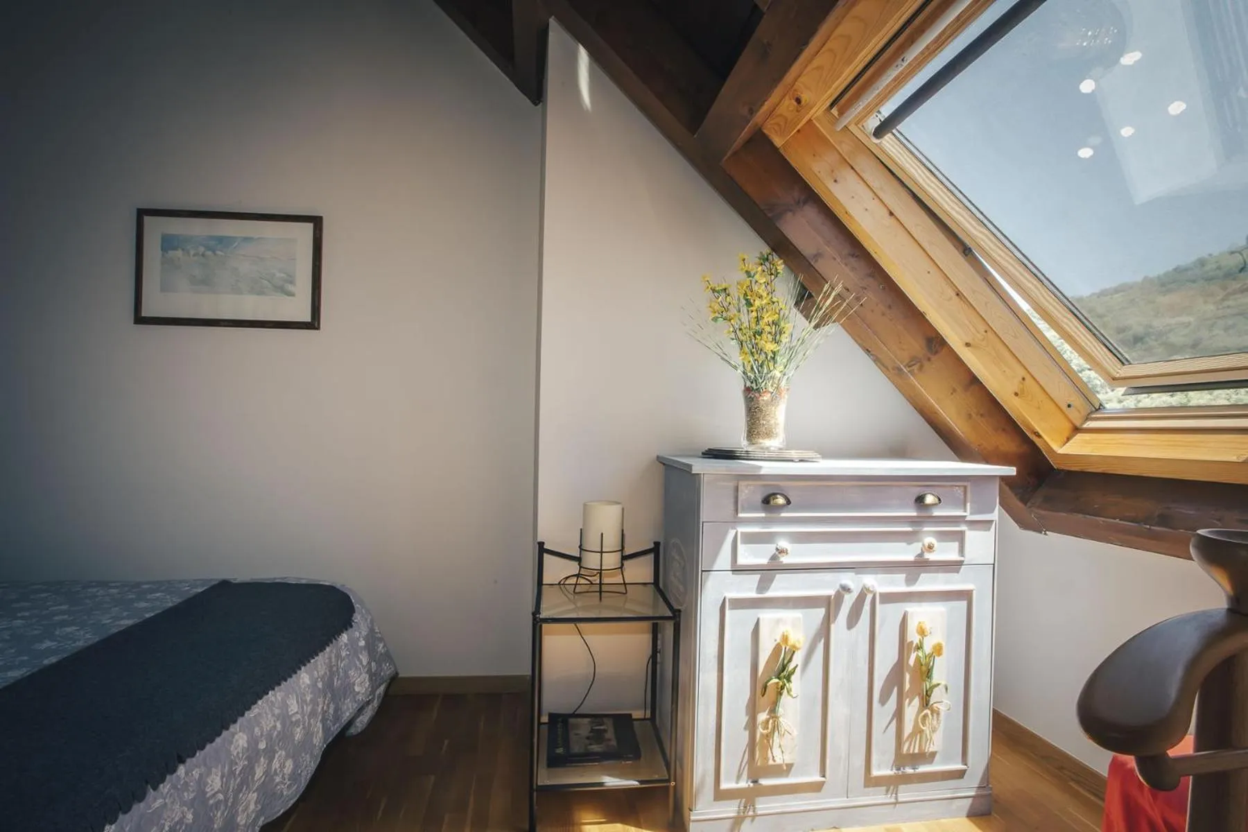 Photo of the whole room, Bed in Casa Ferran, amplias habitaciones y apartamentos de montaña