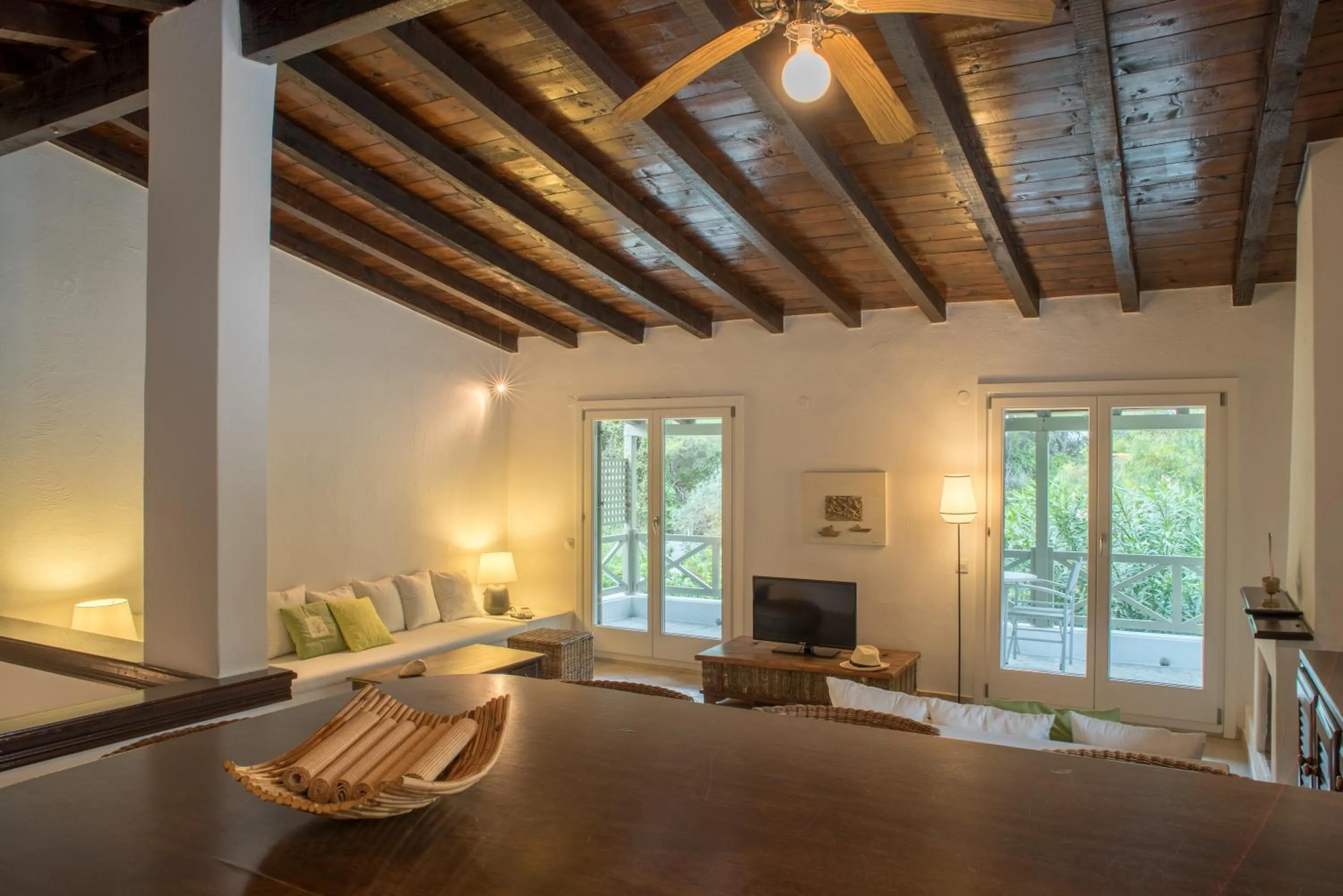 Kitchen or kitchenette in Skiathos Holidays Suites & Villas