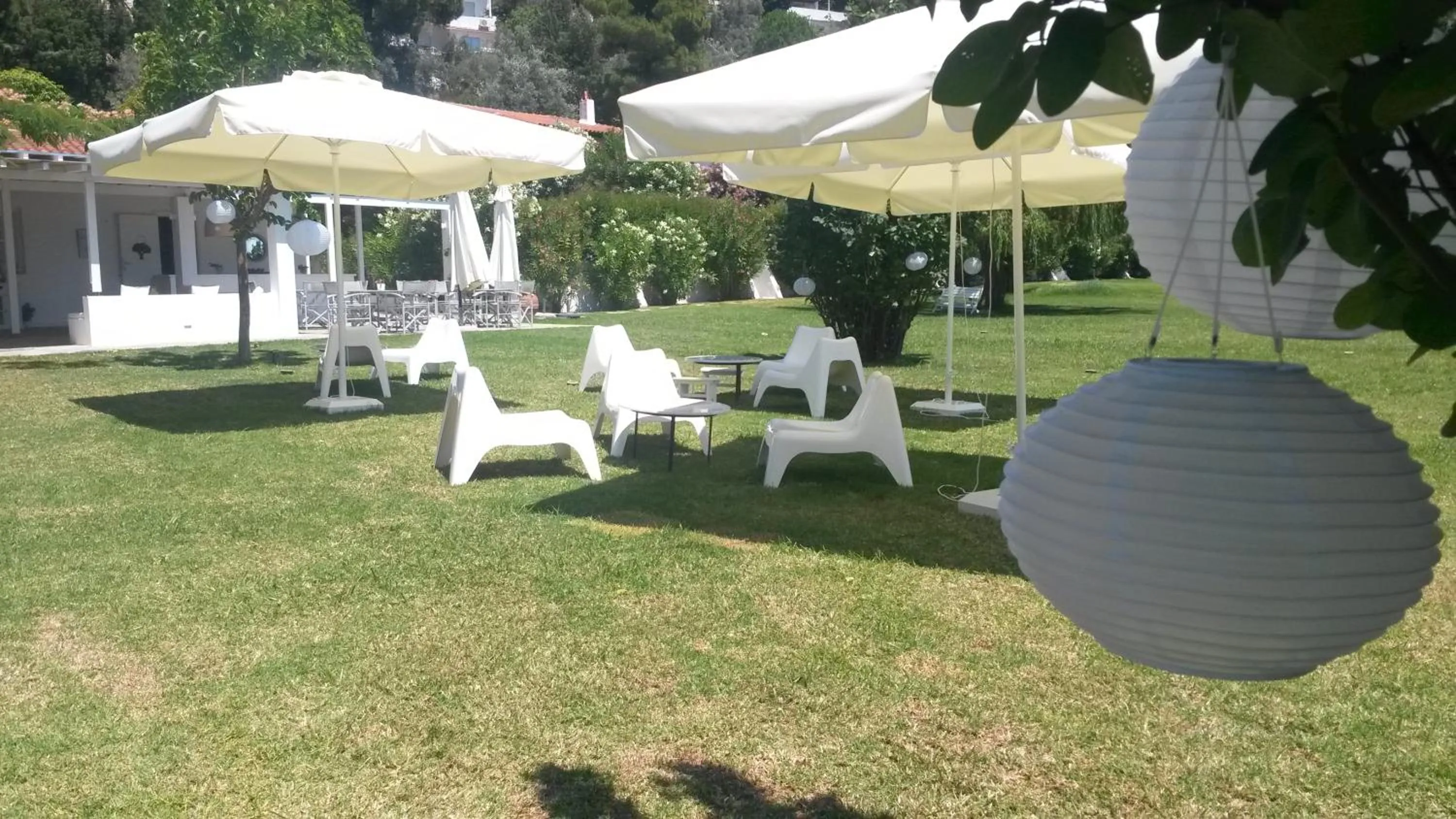 Lounge or bar in Skiathos Holidays Suites & Villas