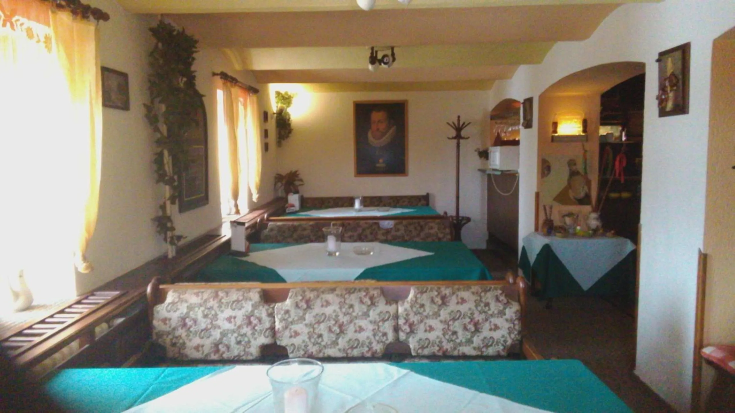 Restaurant/places to eat, Bed in Hotel-Penzion Johanka