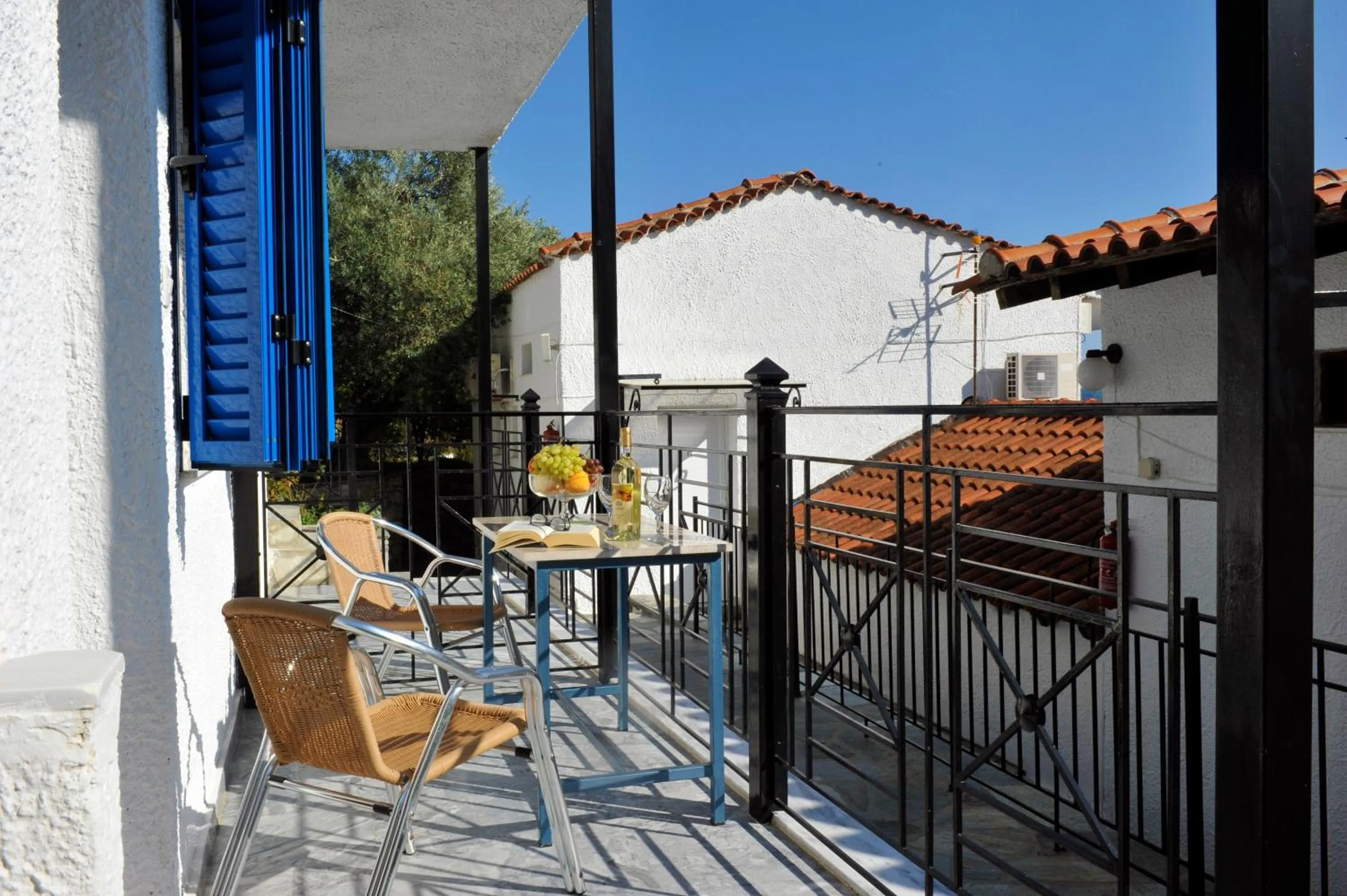 Patio in Fengeros Village