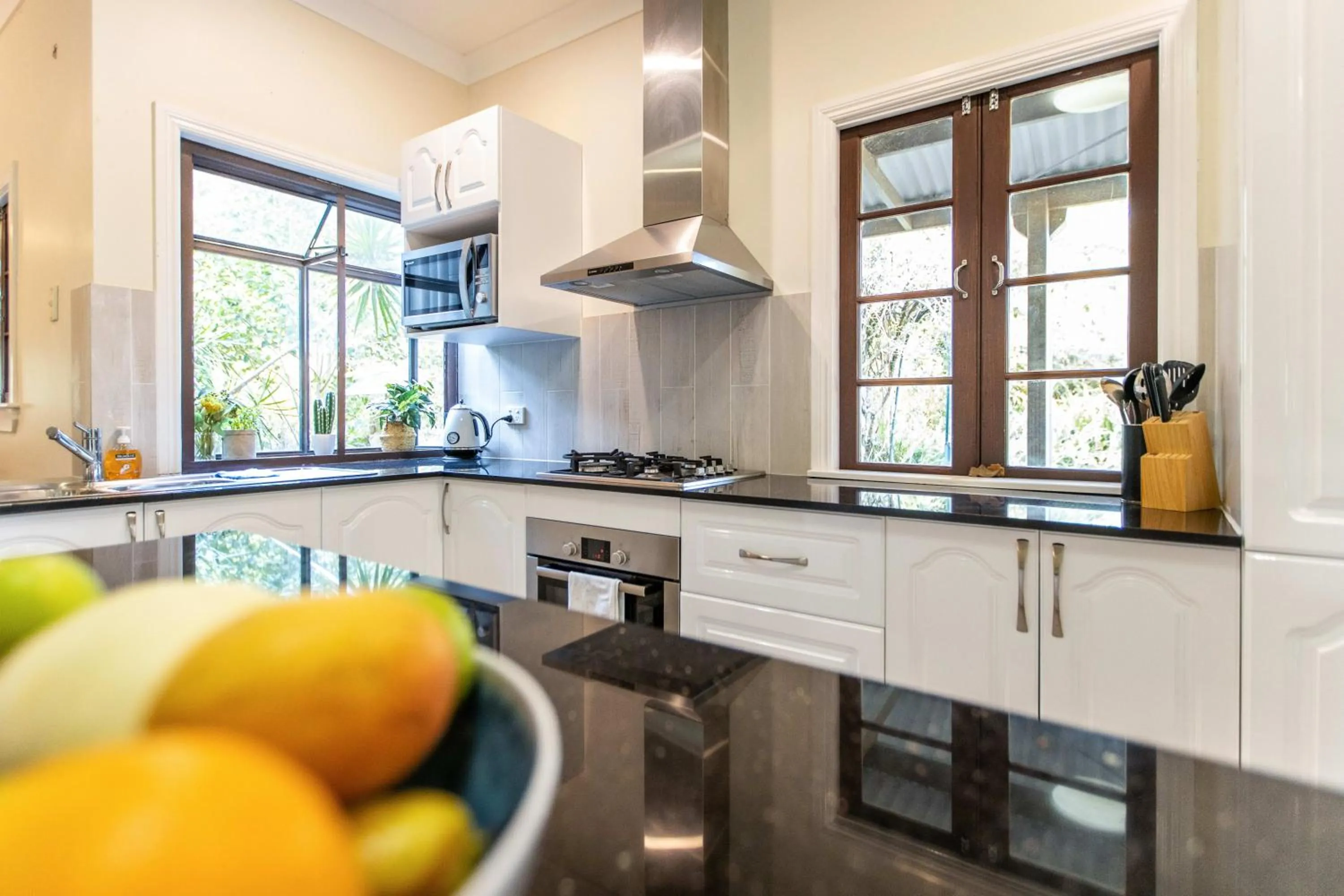 Communal kitchen in Mason Winery