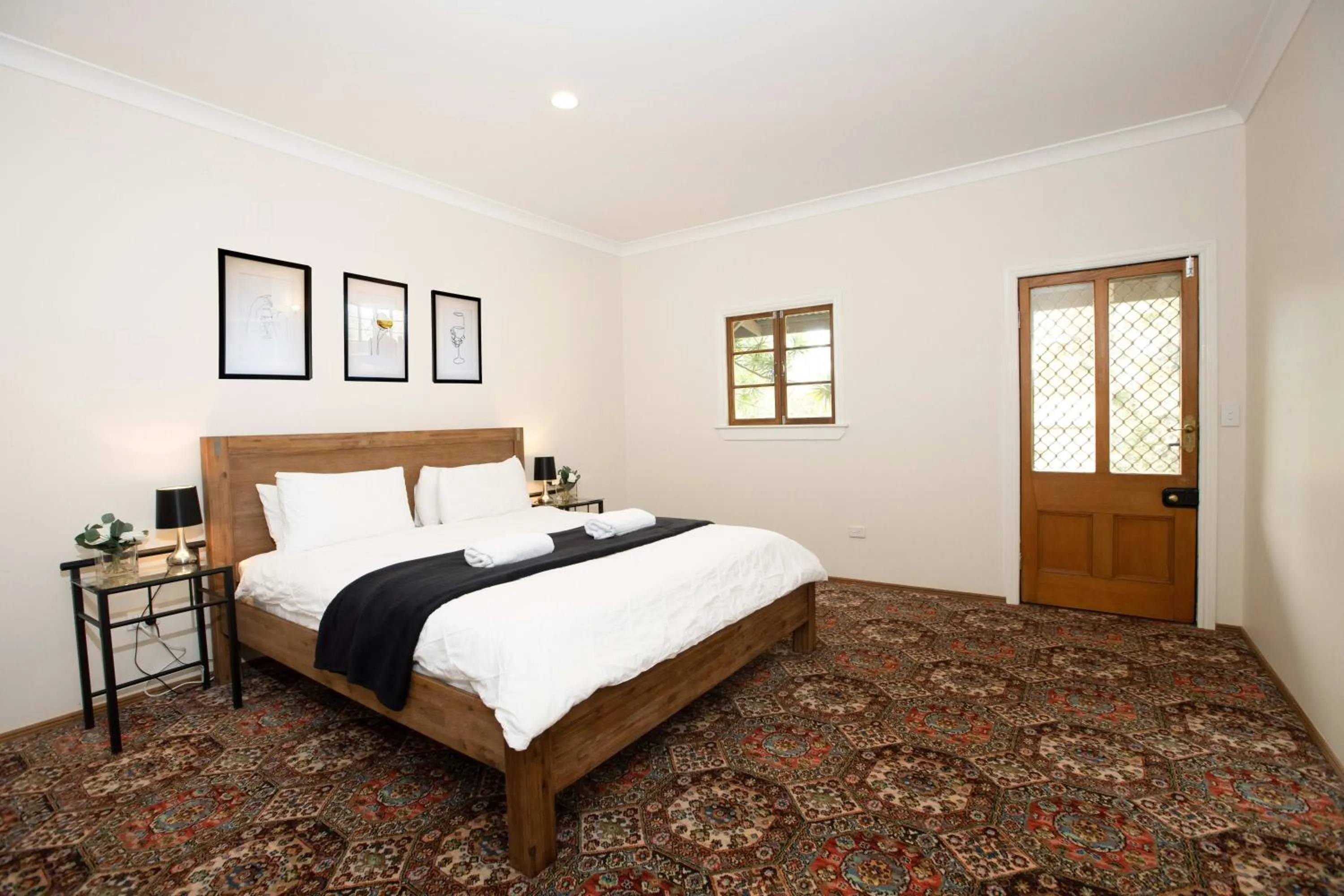 Bedroom, Bed in Mason Winery