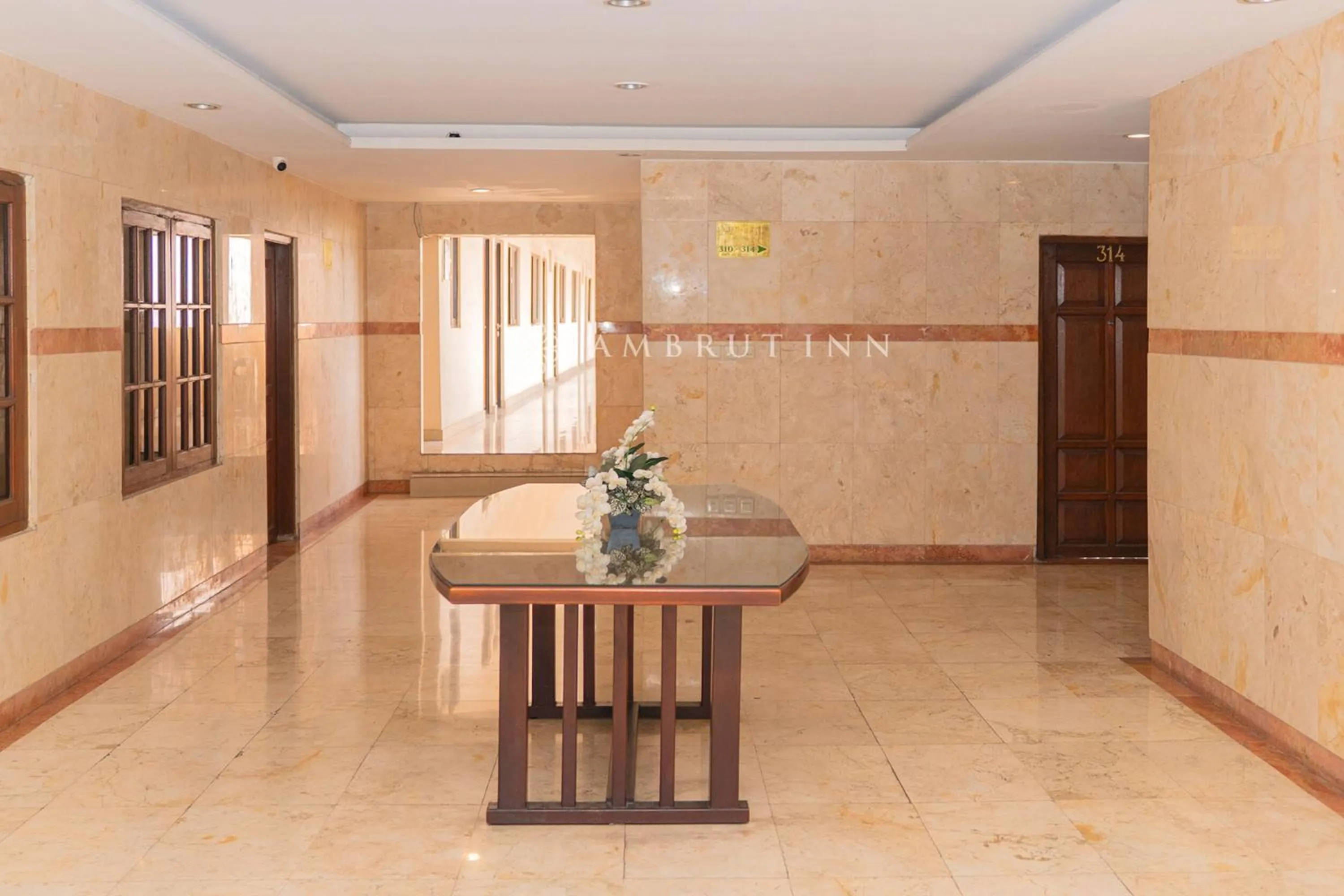 Area and facilities in Jambrut Inn