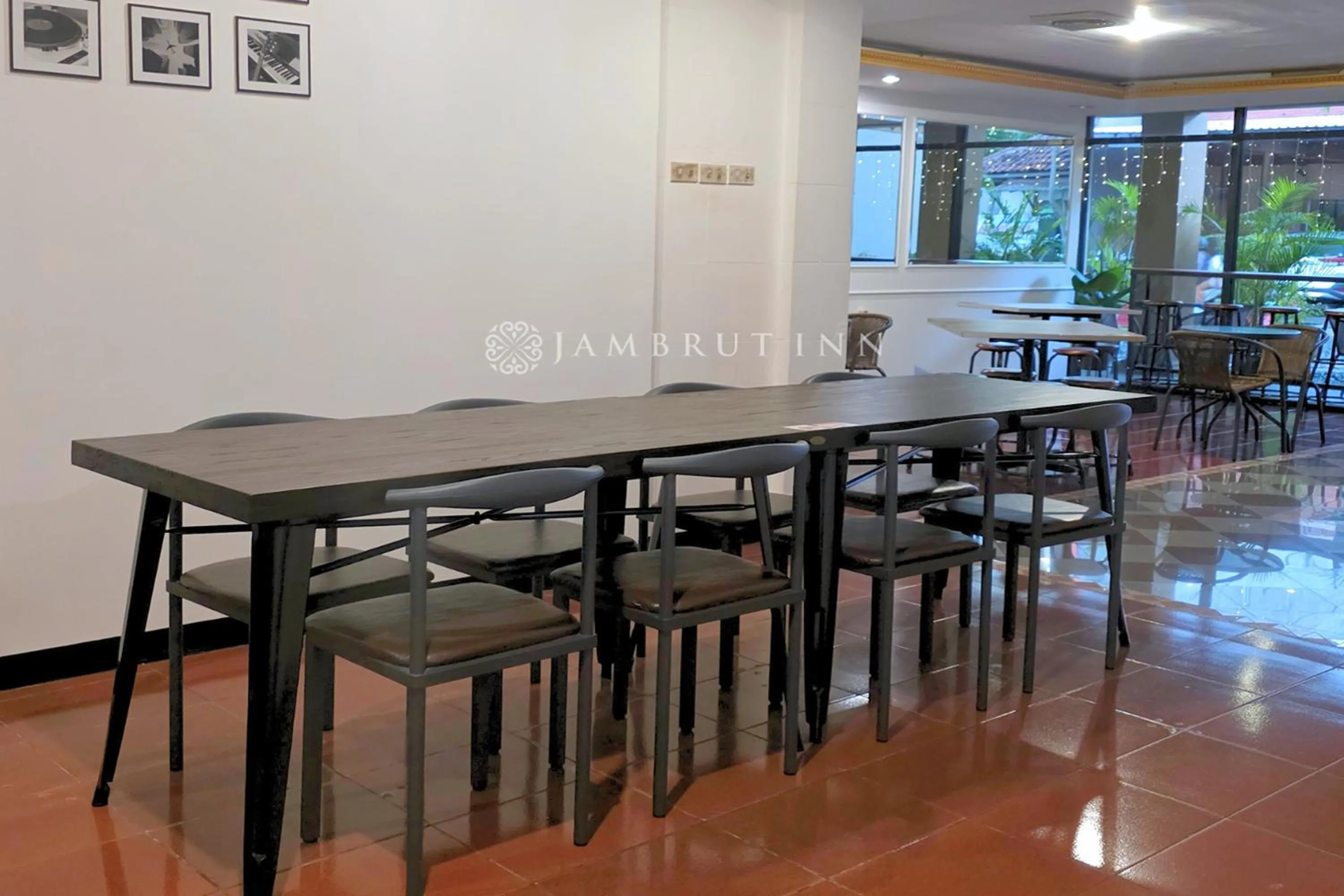 Meeting/conference room in Jambrut Inn