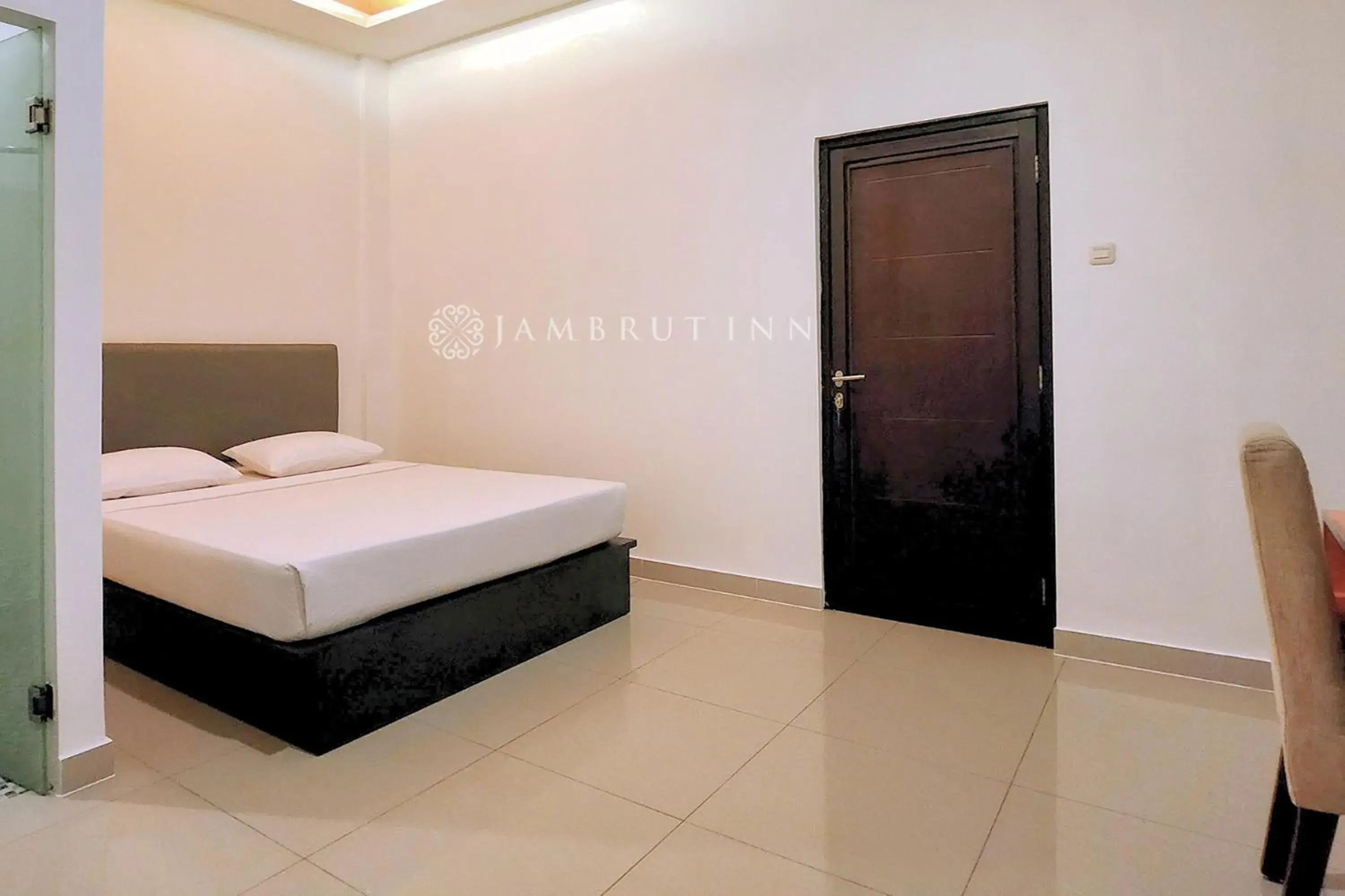 Bed in Jambrut Inn Bed in Jambrut Inn