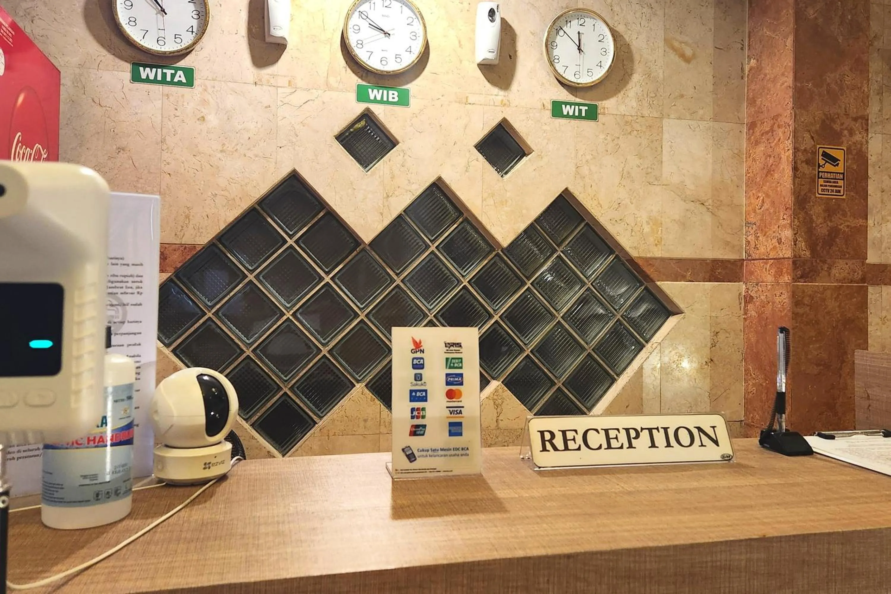 Lobby or reception in Jambrut Inn