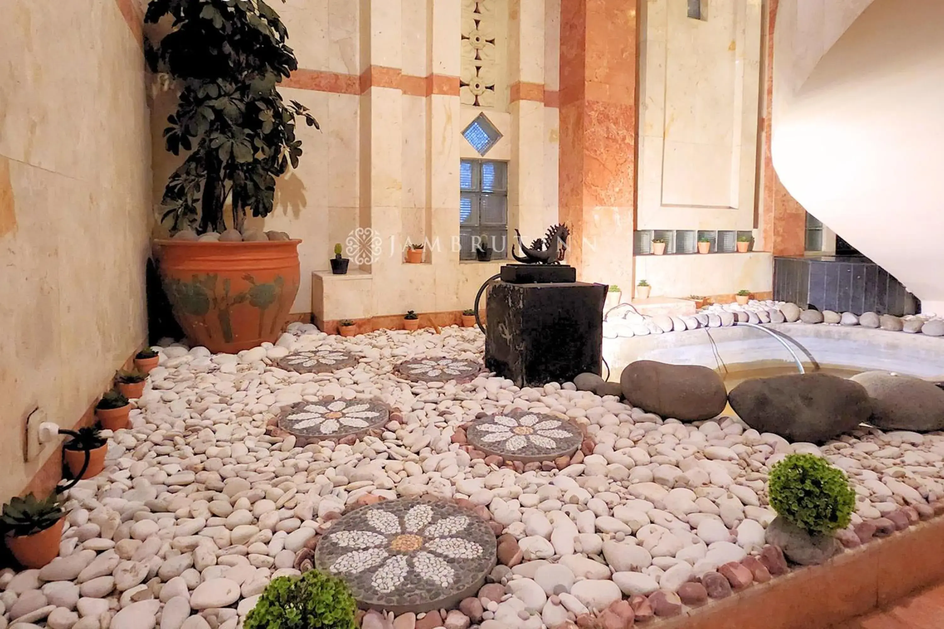 Lobby or reception in Jambrut Inn Lobby or reception in Jambrut Inn