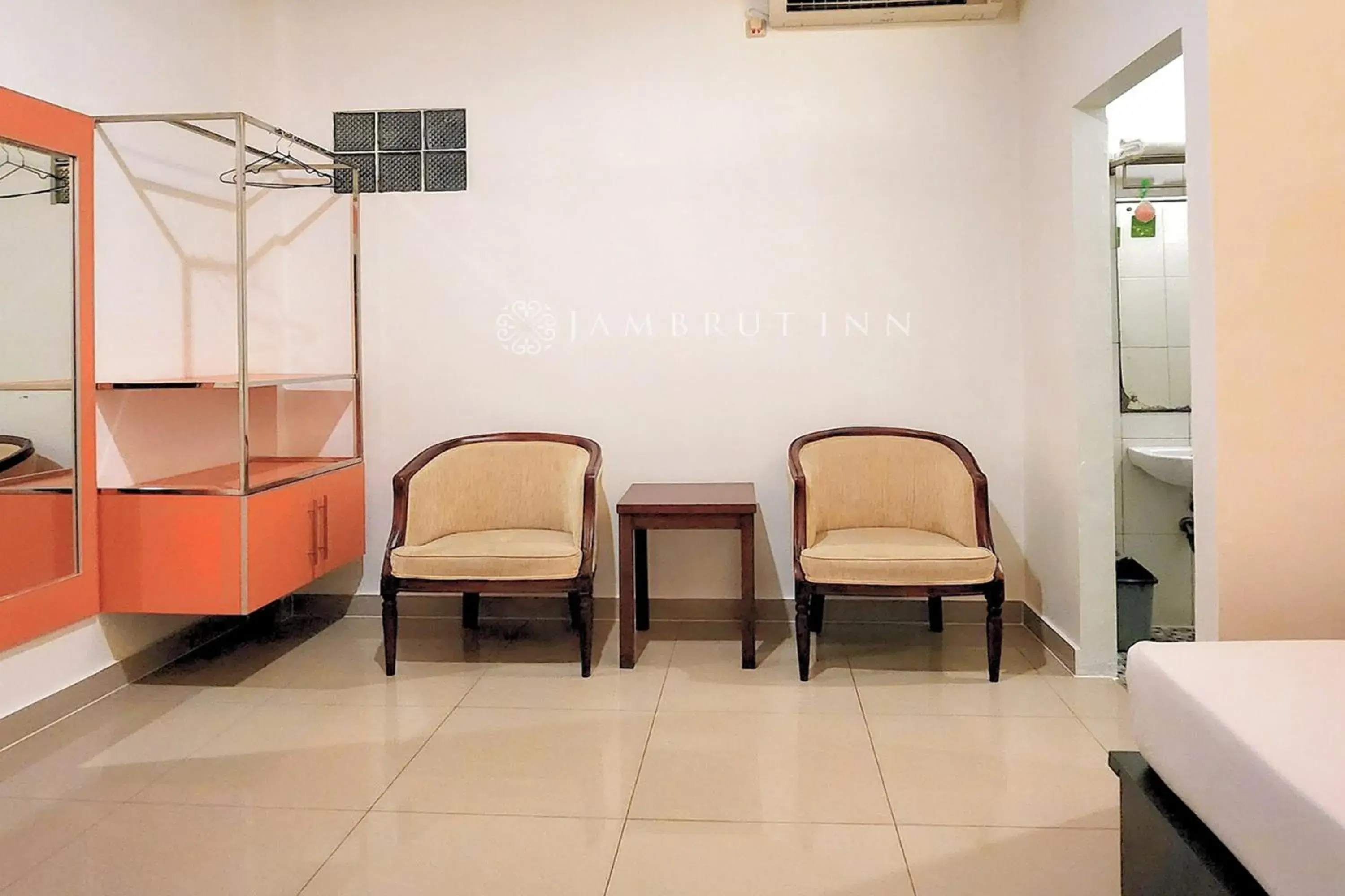 Seating area in Jambrut Inn Seating area in Jambrut Inn