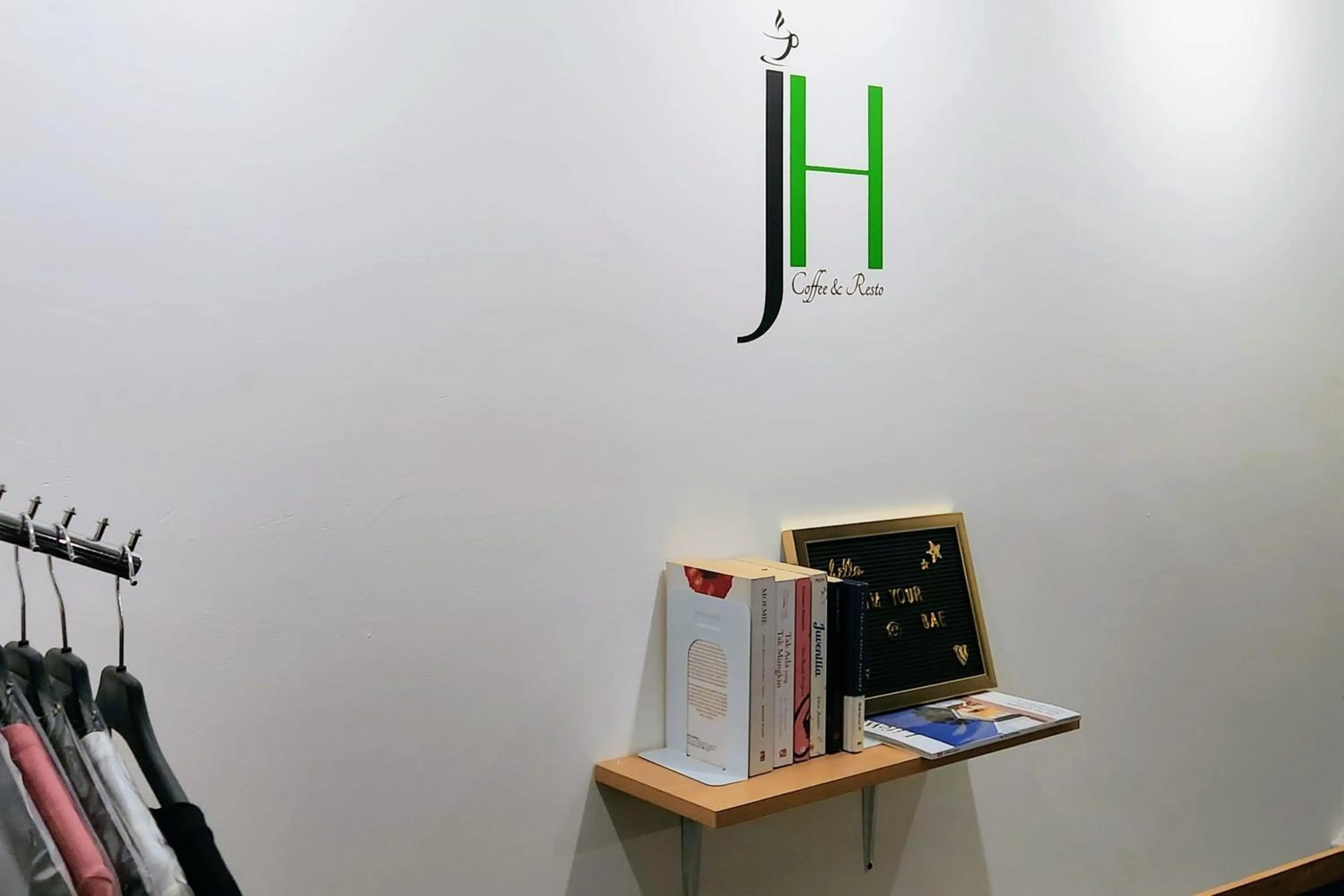 Area and facilities in Jambrut Inn