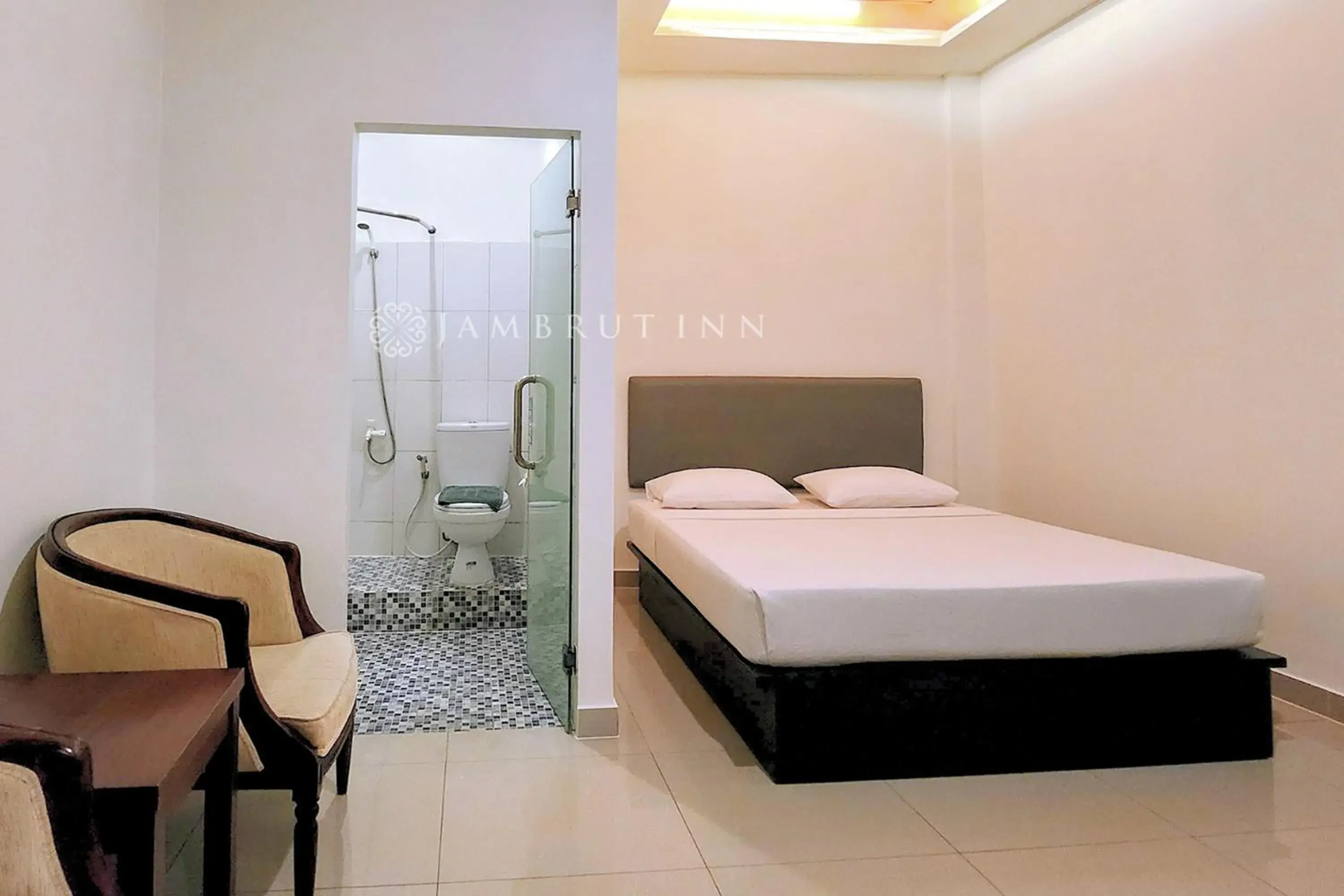 Bed in Jambrut Inn Bed in Jambrut Inn