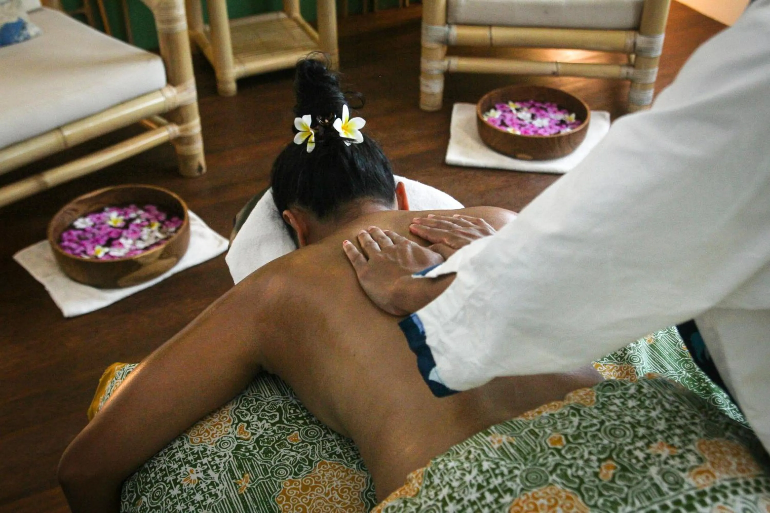 Massage in The Seraya Resort Komodo