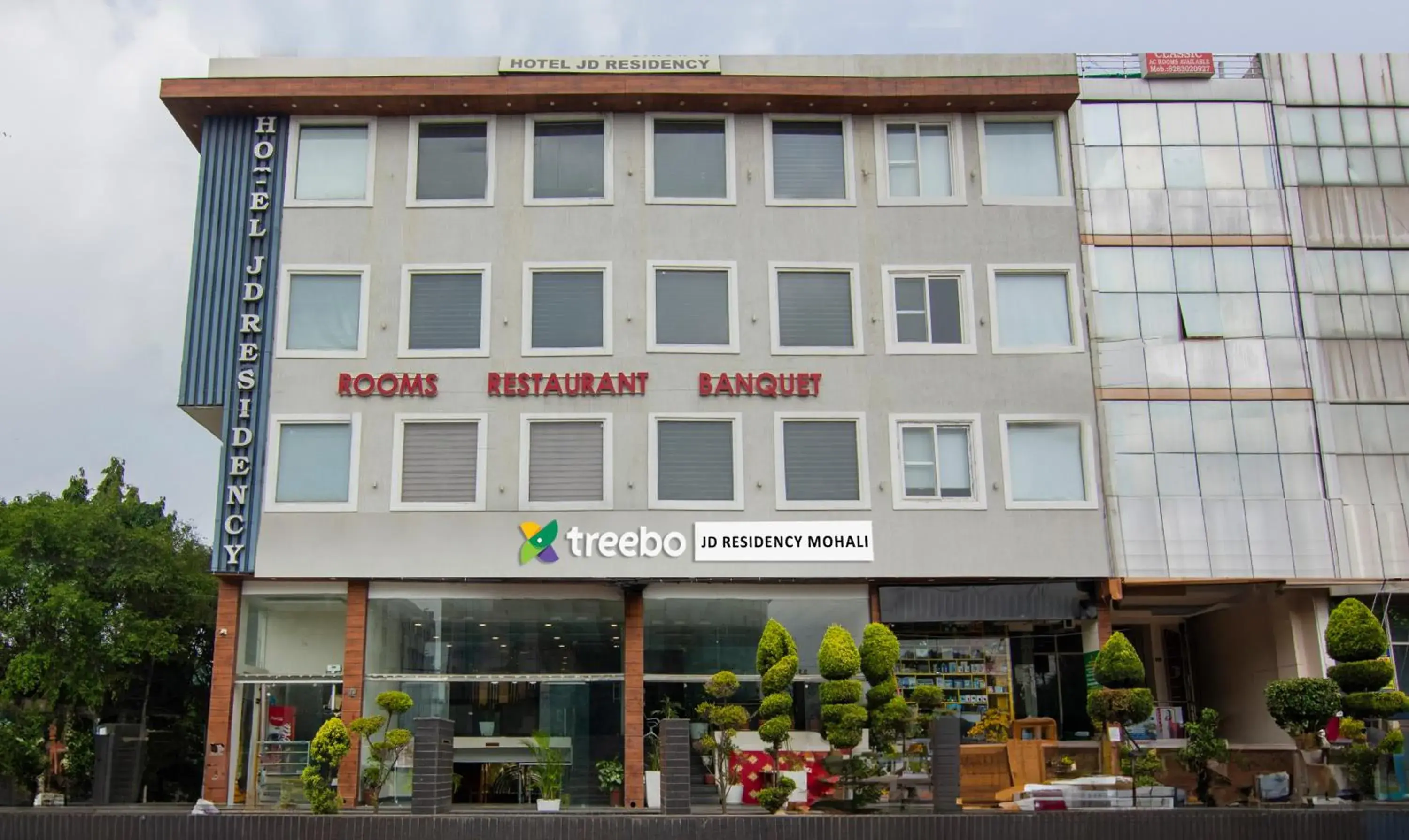 Property building in Treebo JD Residency Mohali Property building in Treebo JD Residency Mohali