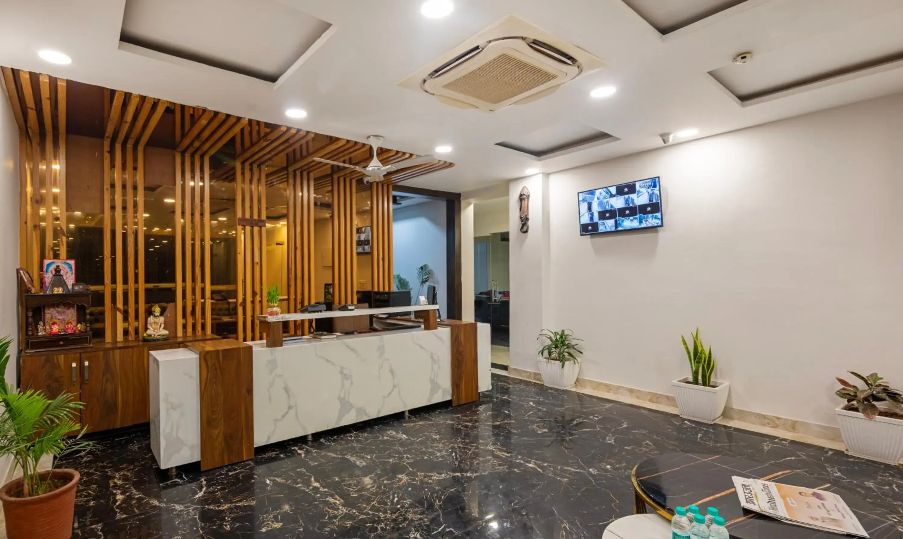 Lobby or reception in Treebo JD Residency Mohali Lobby or reception in Treebo JD Residency Mohali