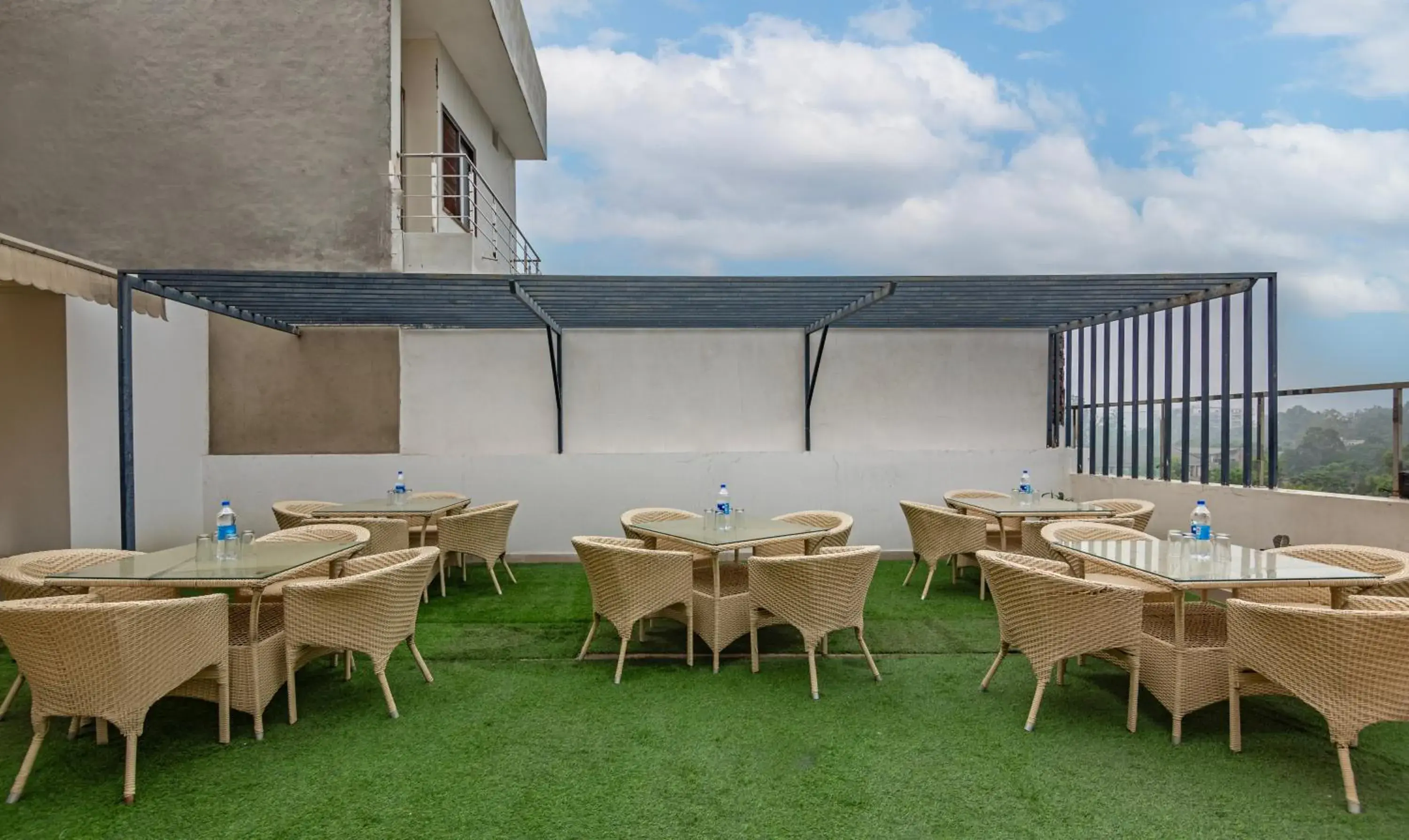 Restaurant/places to eat in Treebo JD Residency Mohali Restaurant/places to eat in Treebo JD Residency Mohali