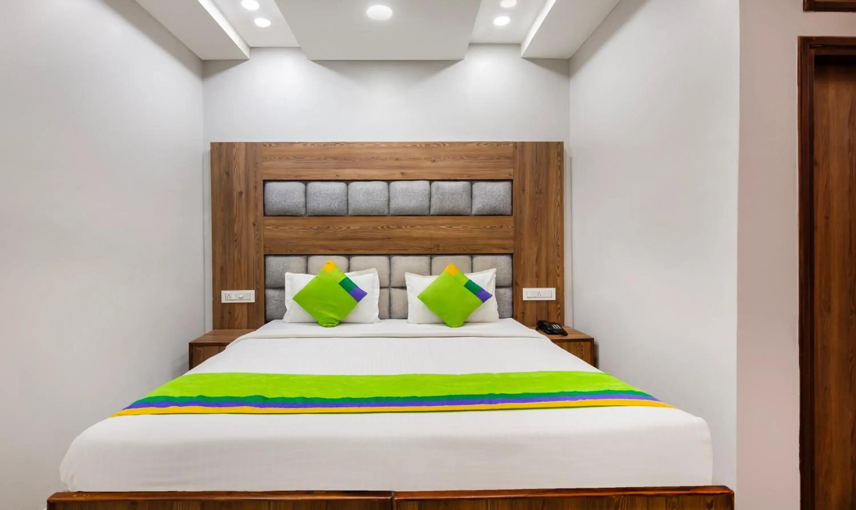 Bedroom, Bed in Treebo JD Residency Mohali Bedroom, Bed in Treebo JD Residency Mohali