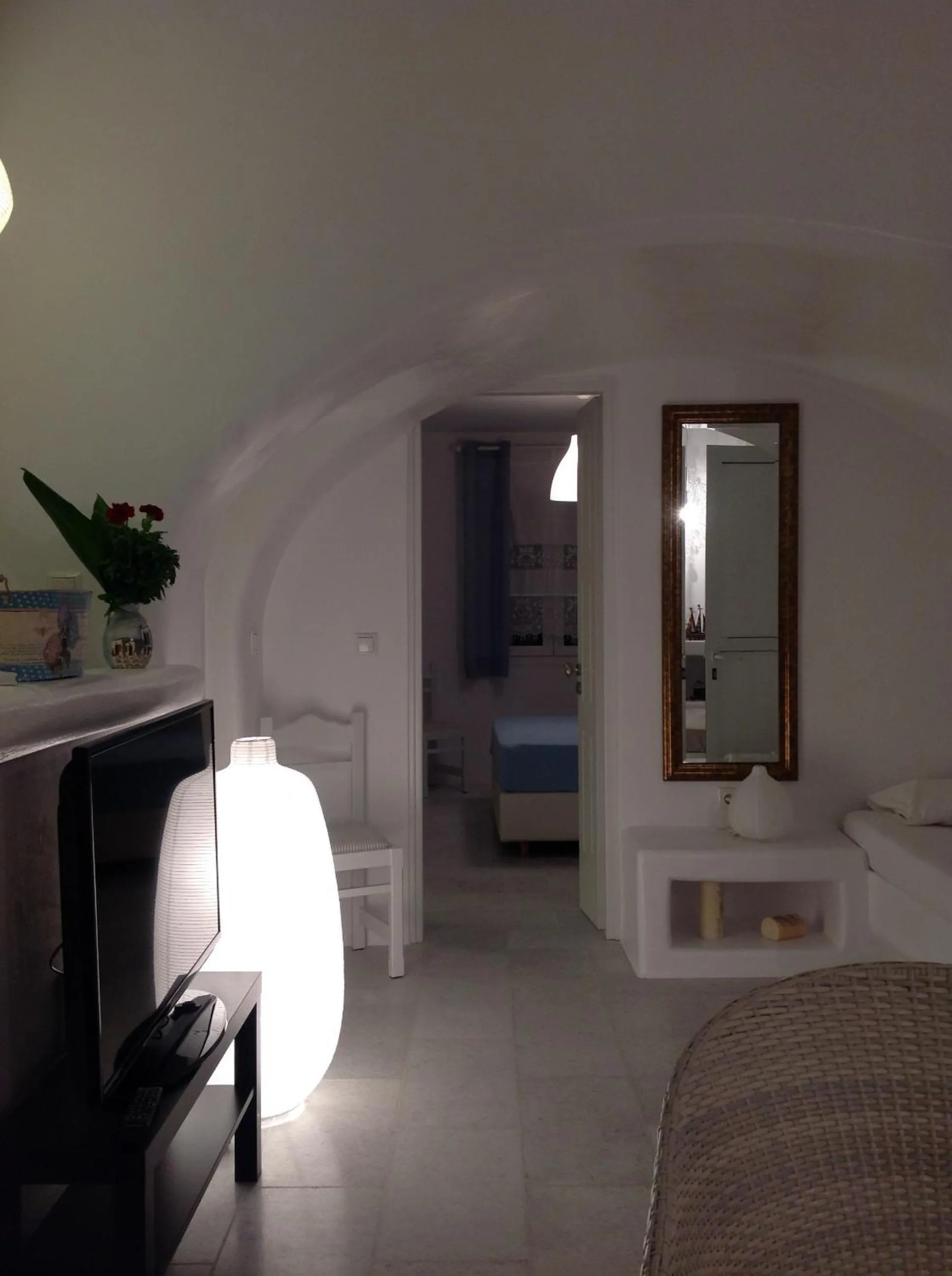 TV and multimedia, Bed in Aspasia Luxury Apartments