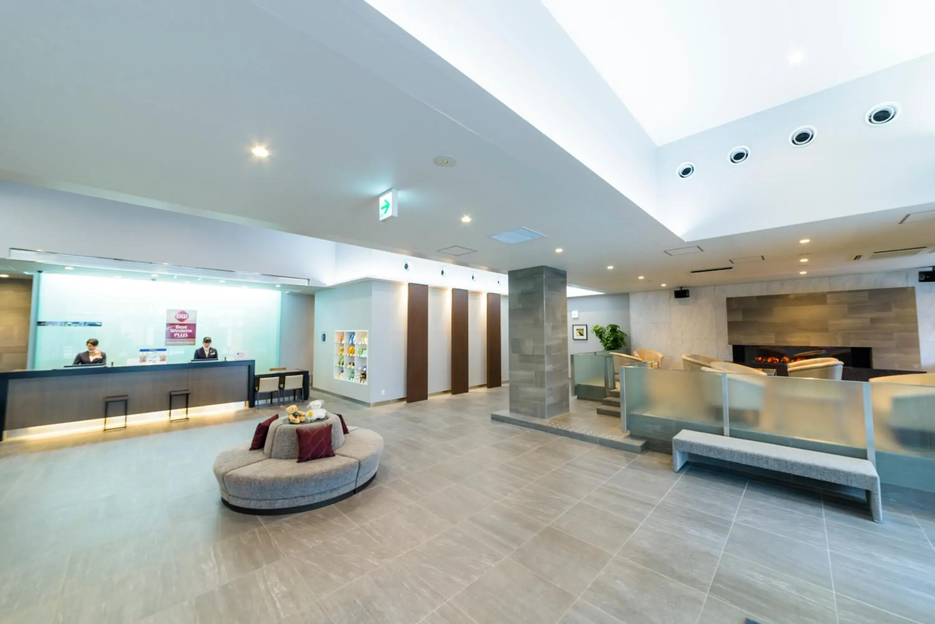 Lobby or reception in Best Western Plus Hotel Fino Chitose Lobby or reception in Best Western Plus Hotel Fino Chitose