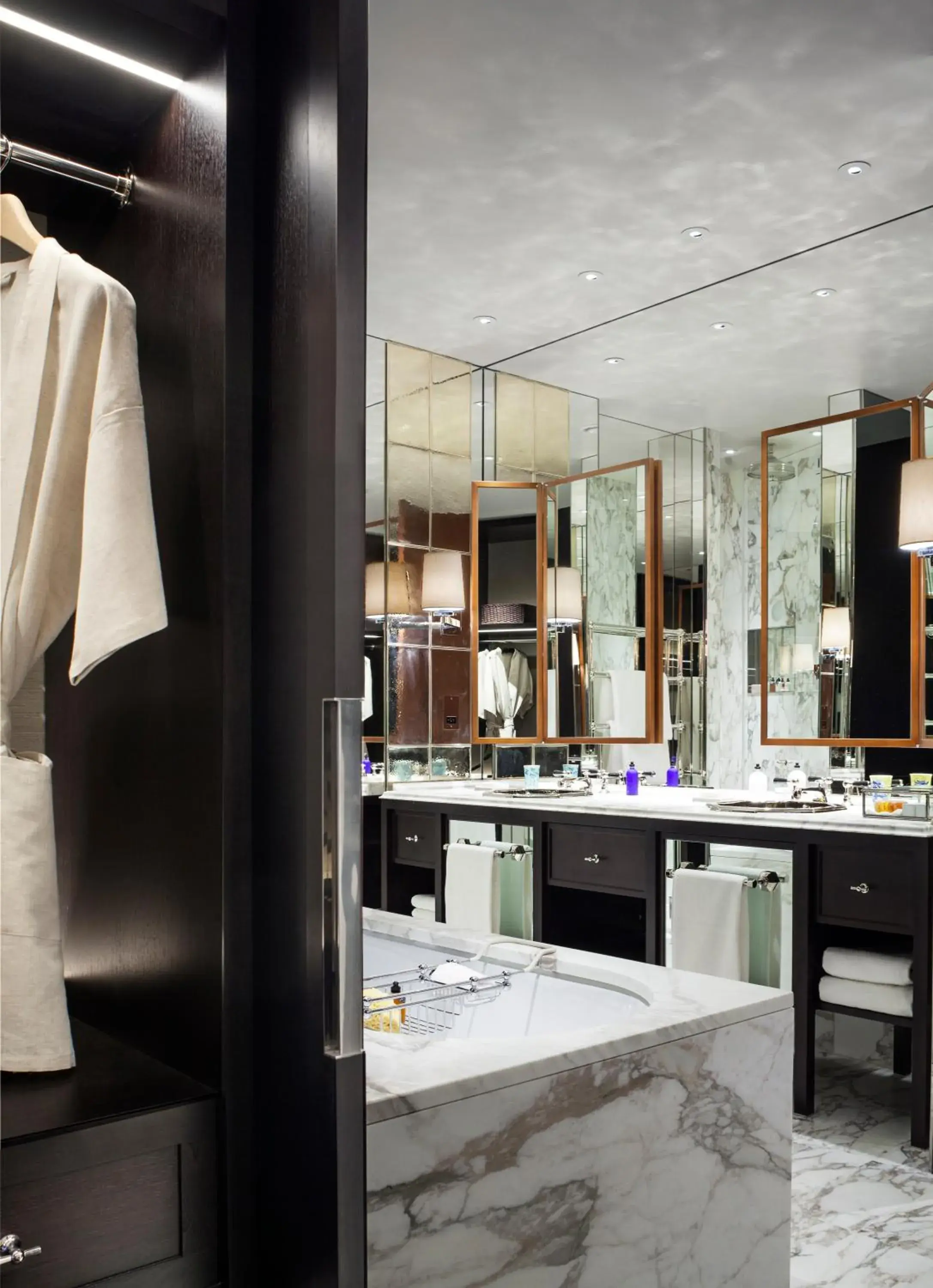 Bathroom in Rosewood London