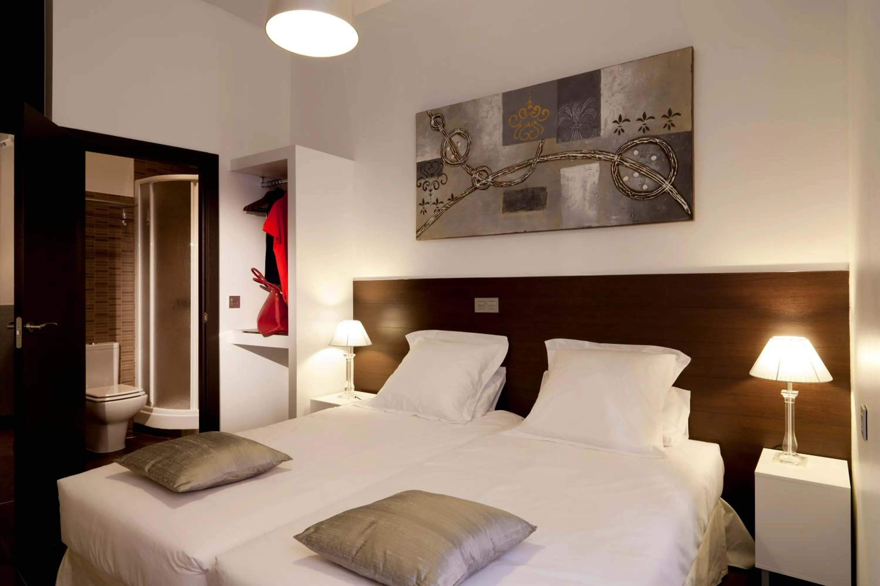 Bed in THC Latina Hostel