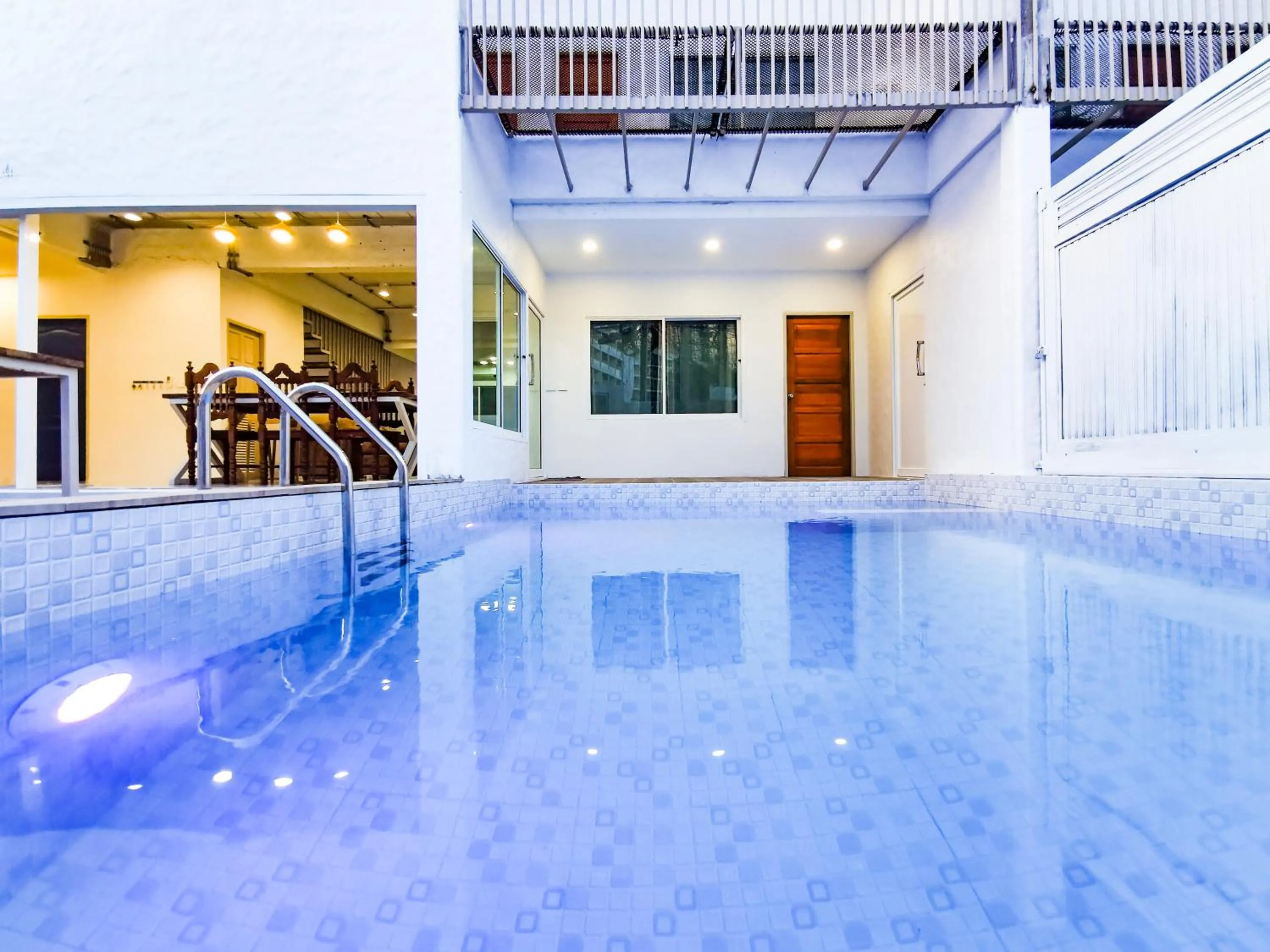 Patio in Thepprasit Cosy