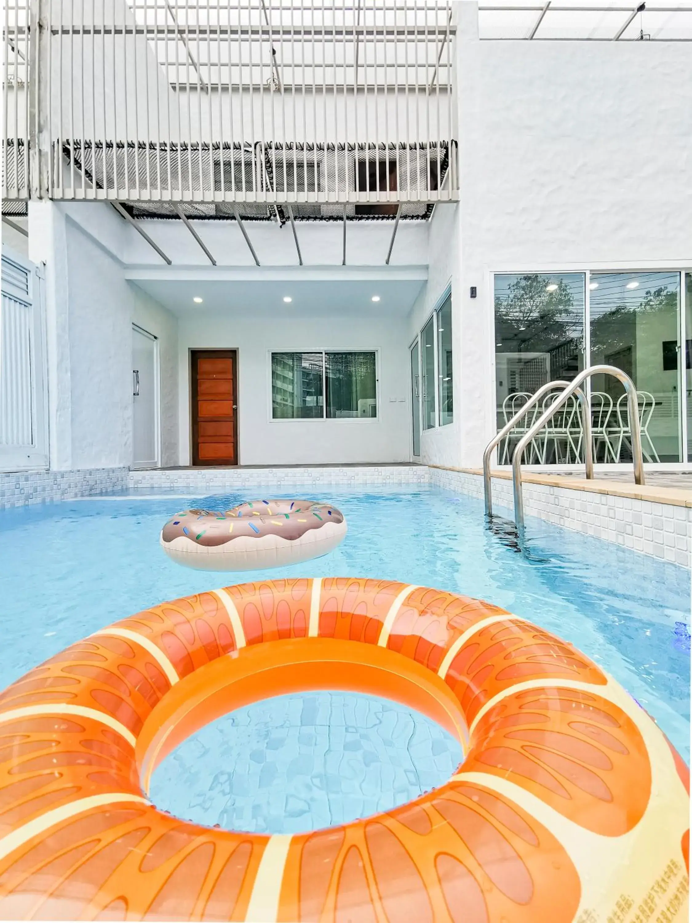 Property building in Thepprasit Cosy Property building in Thepprasit Cosy