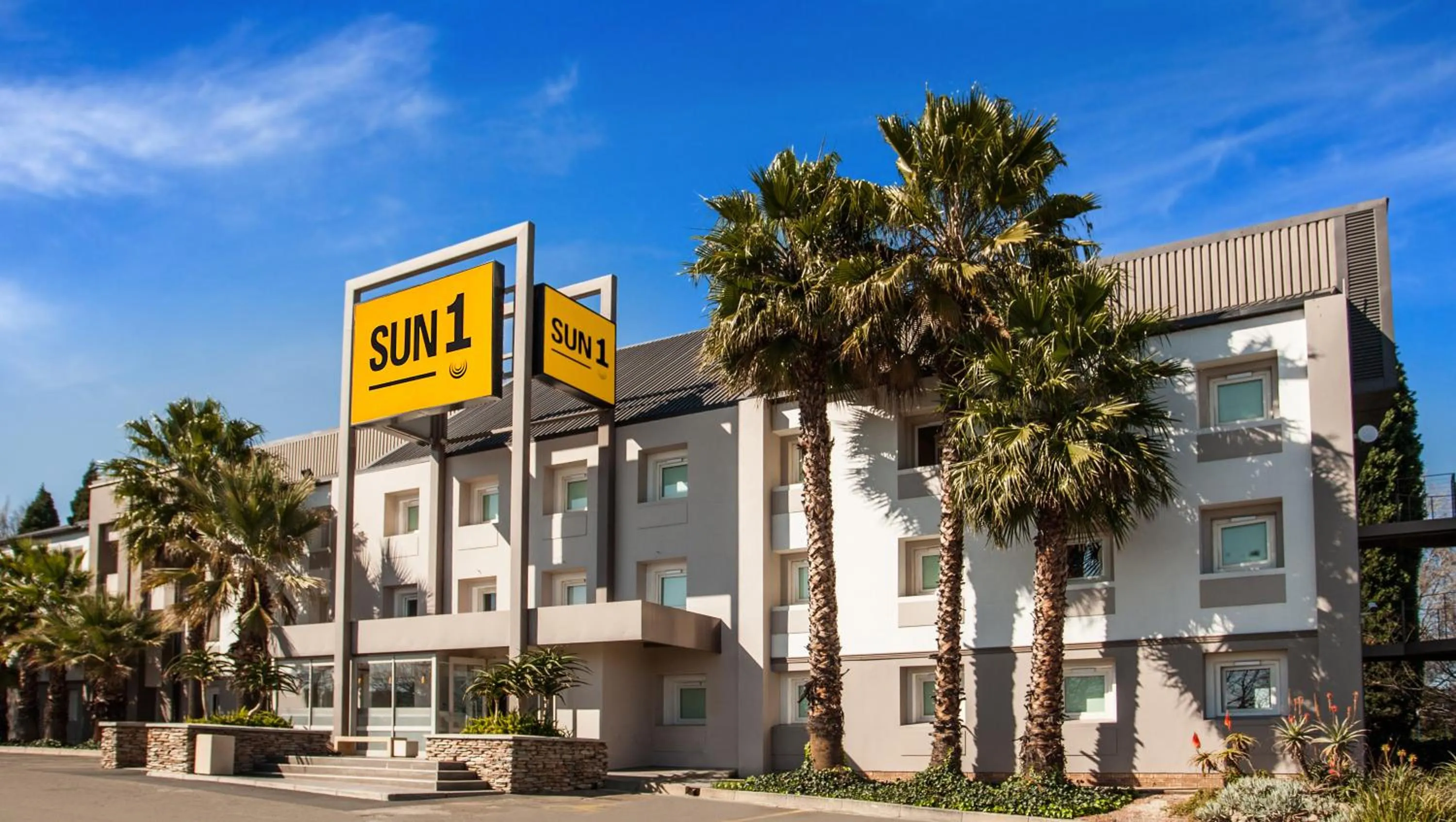 Facade/entrance in SUN1 O.R.TAMBO