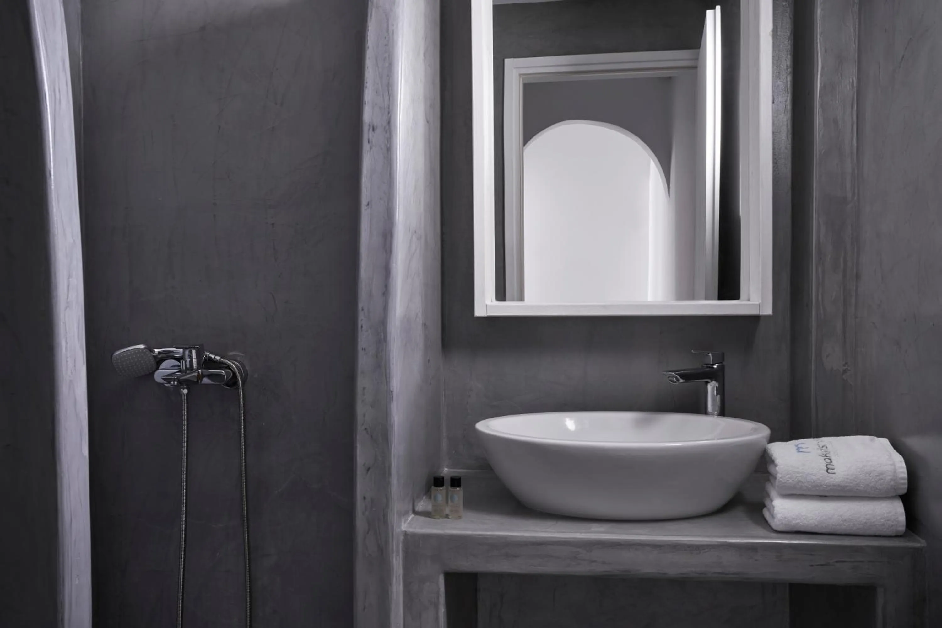 Bathroom in Makris Beach Hotel