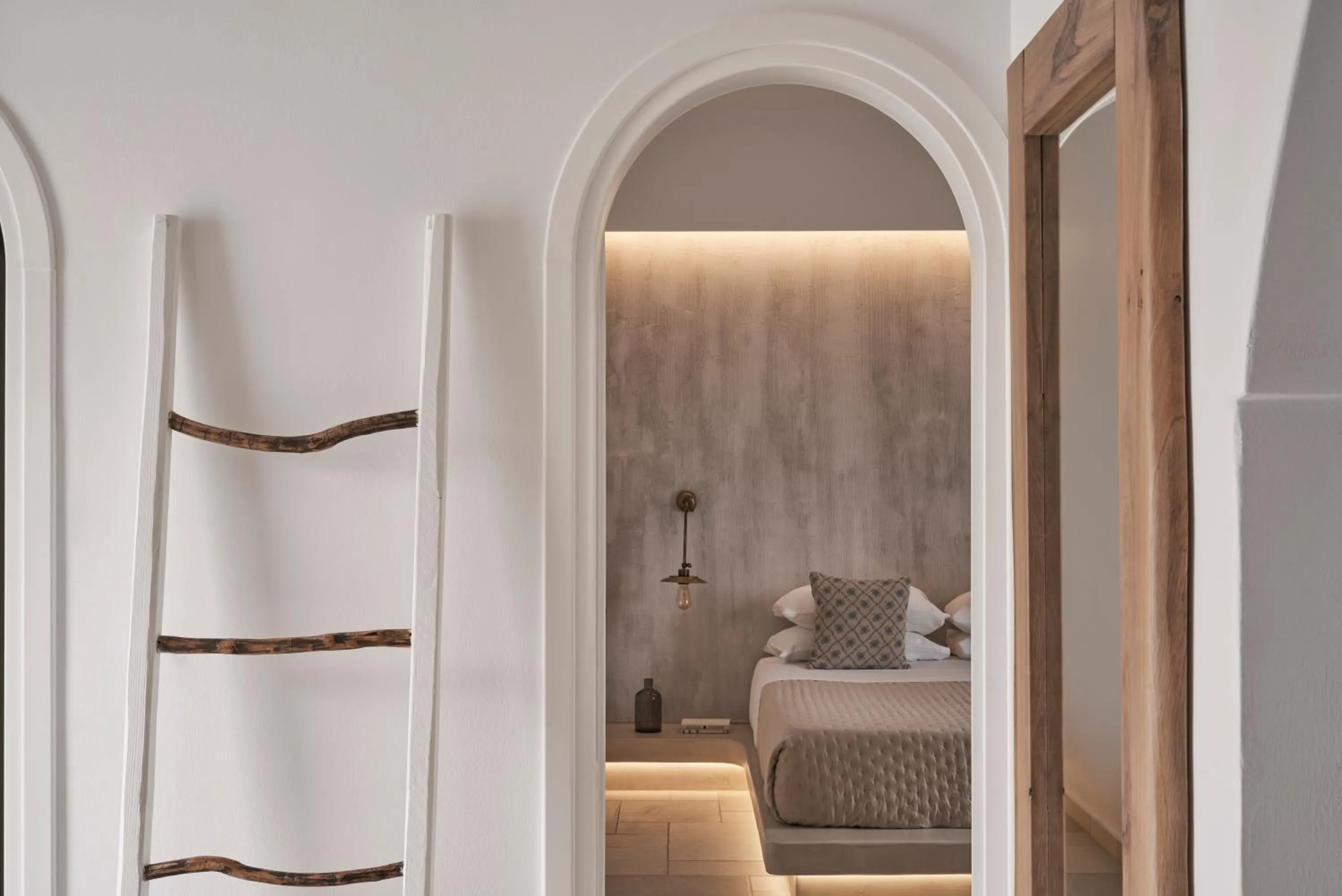 Bedroom, Bed in Makris Beach Hotel