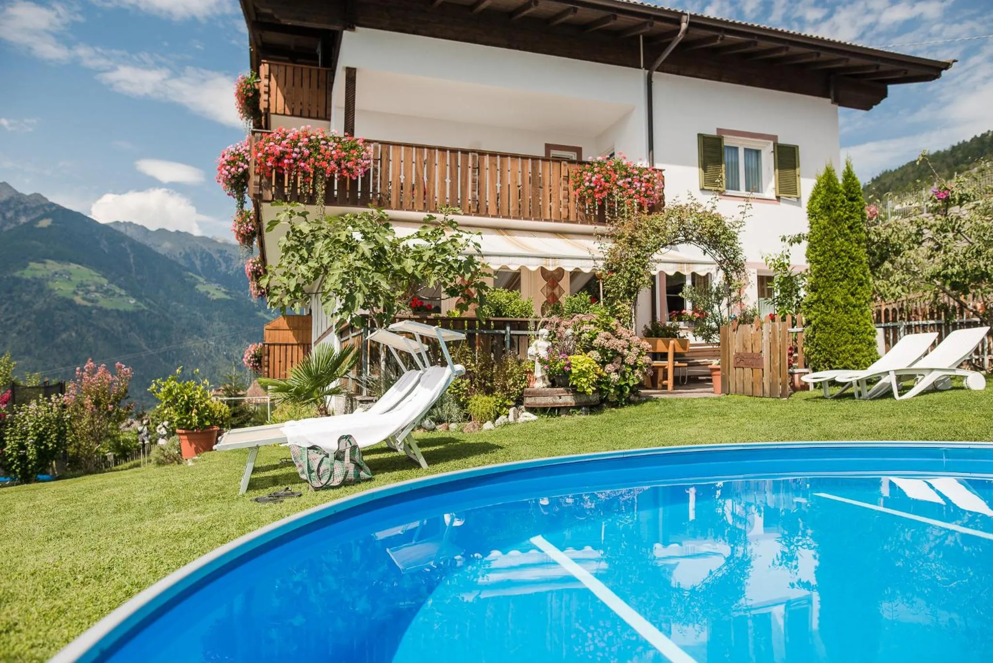 Property building in Garni Georgenhöhe