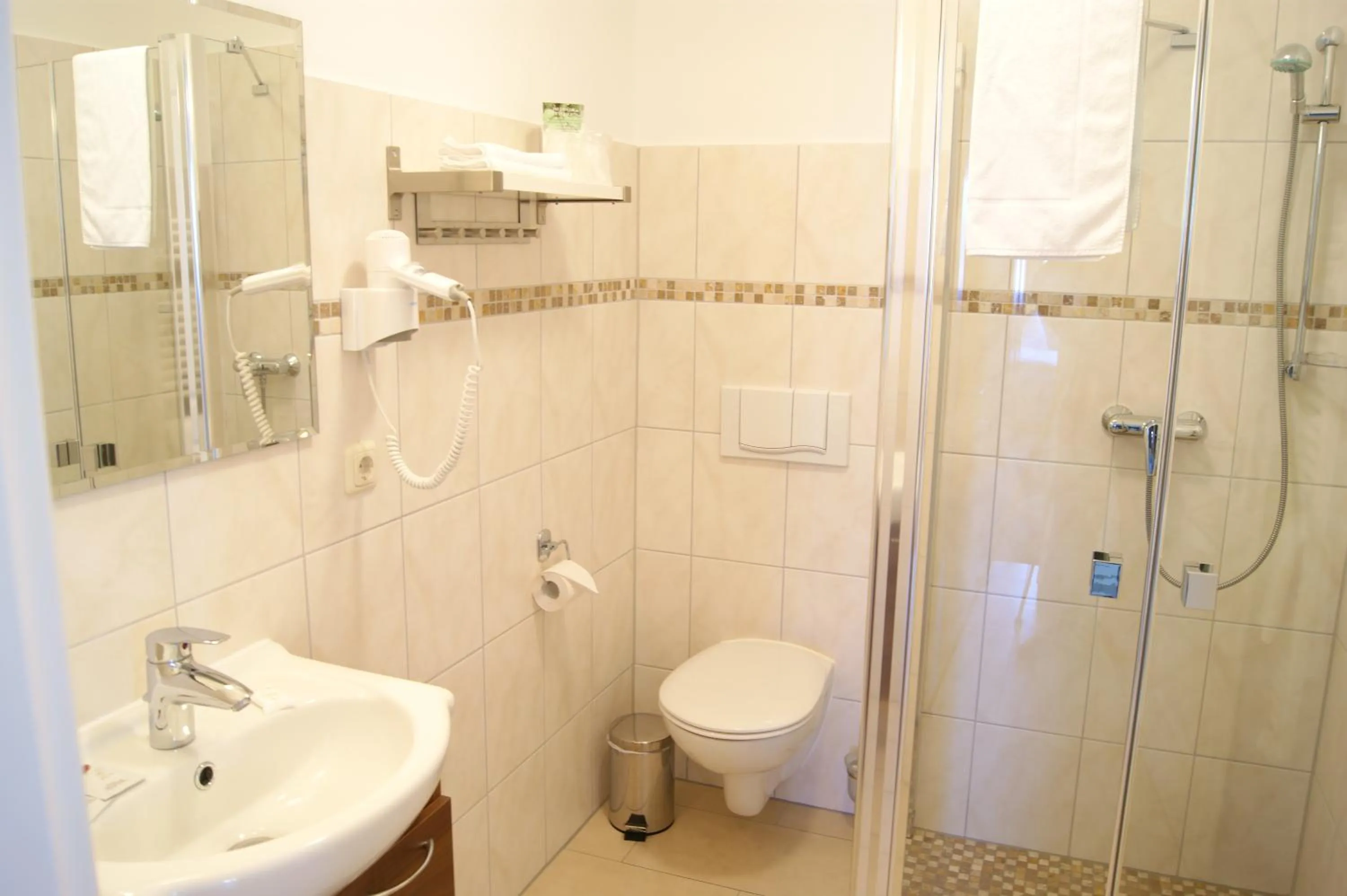 Bathroom in Hotel Pension Bellevue