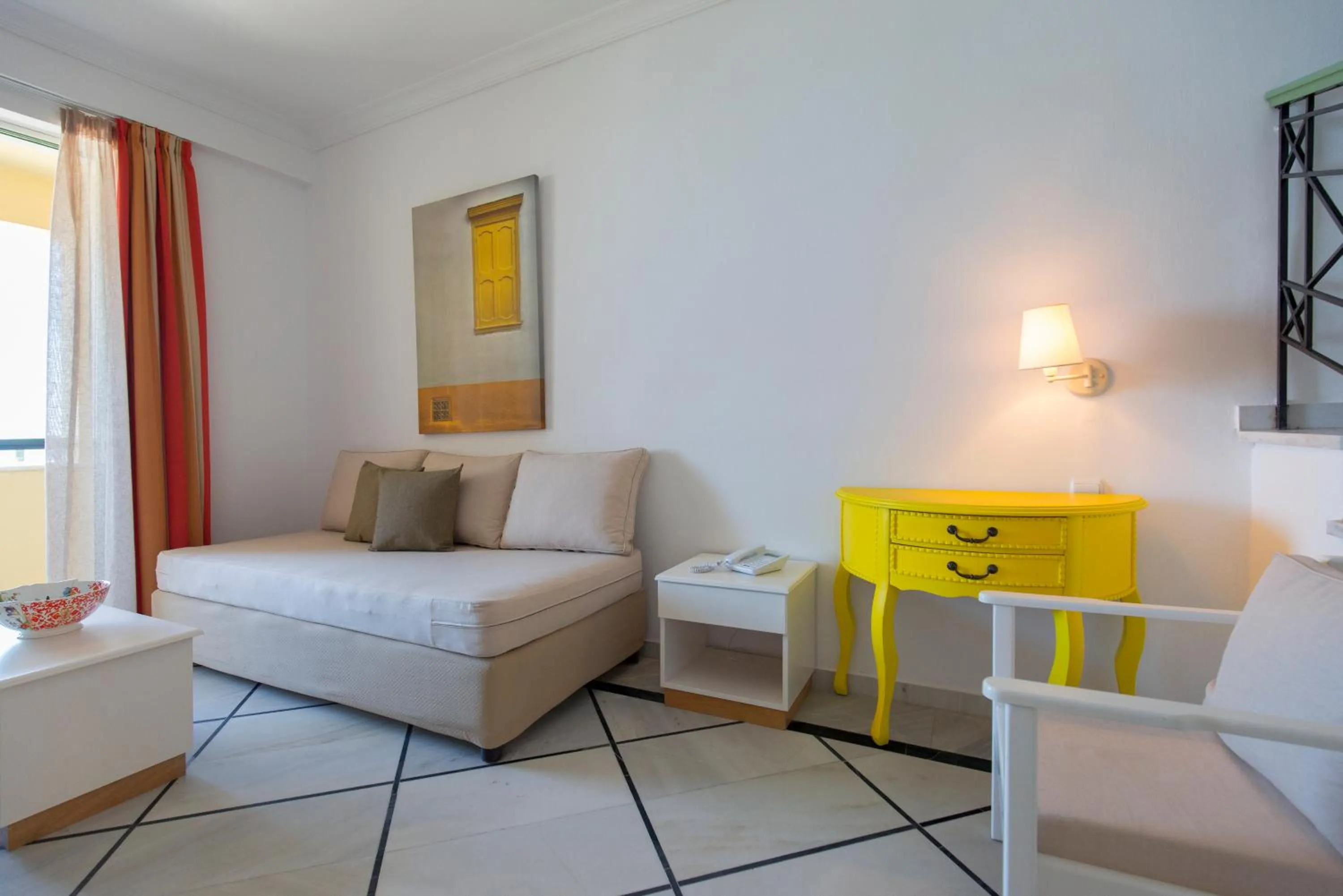 Family in Samaina Inn